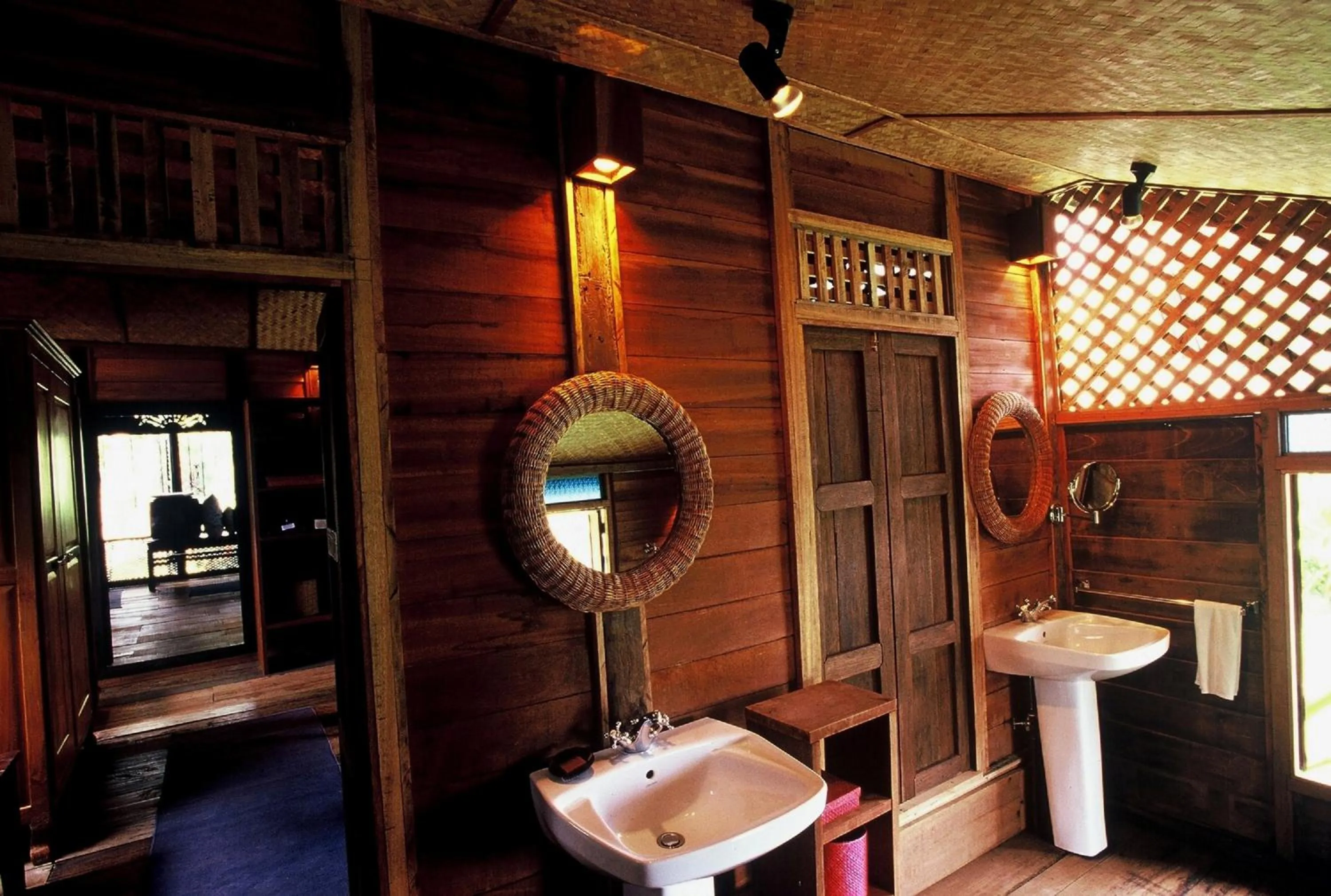 Bathroom in Bon Ton Antique Wooden Villas