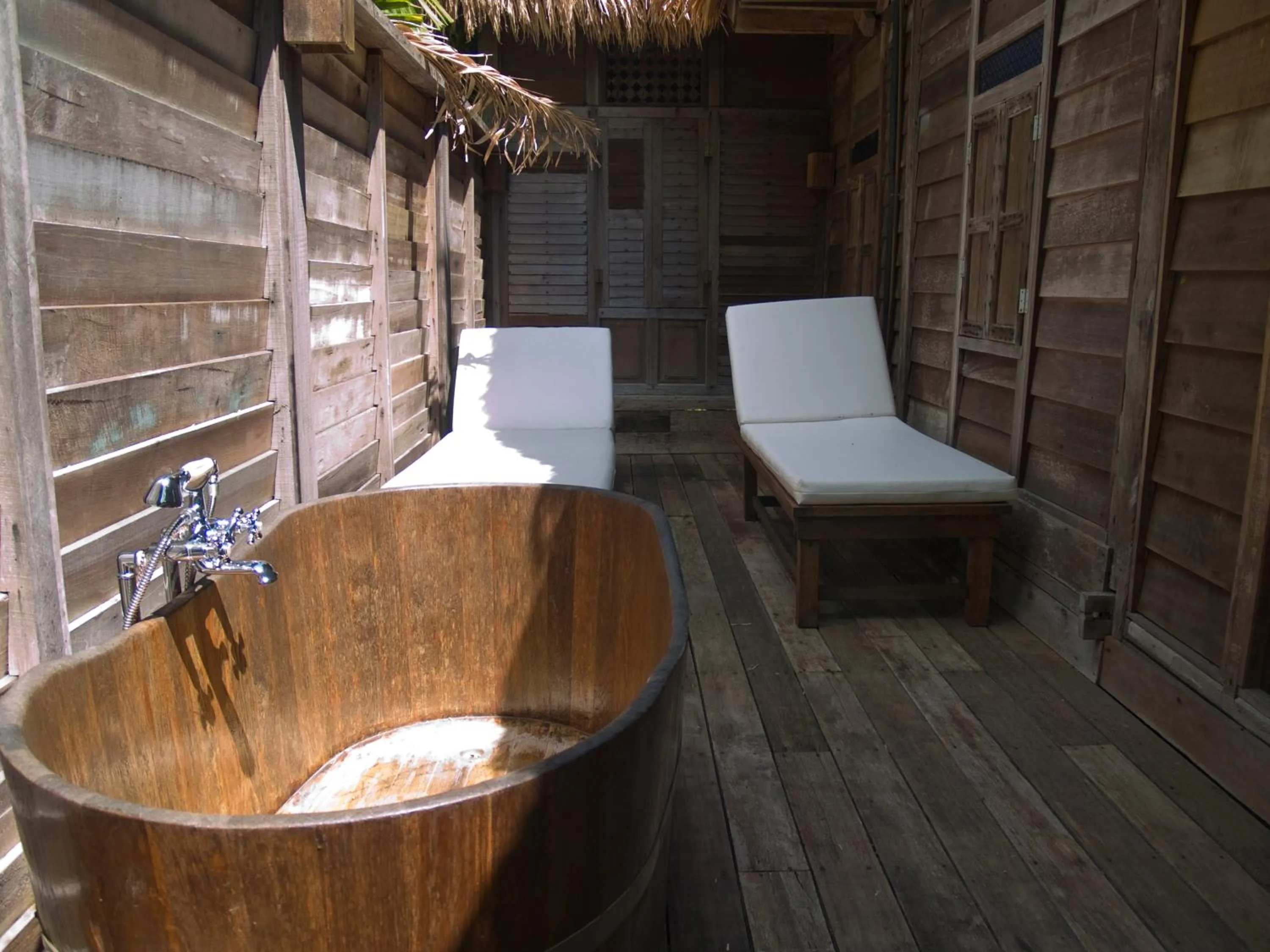 Bathroom in Bon Ton Antique Wooden Villas
