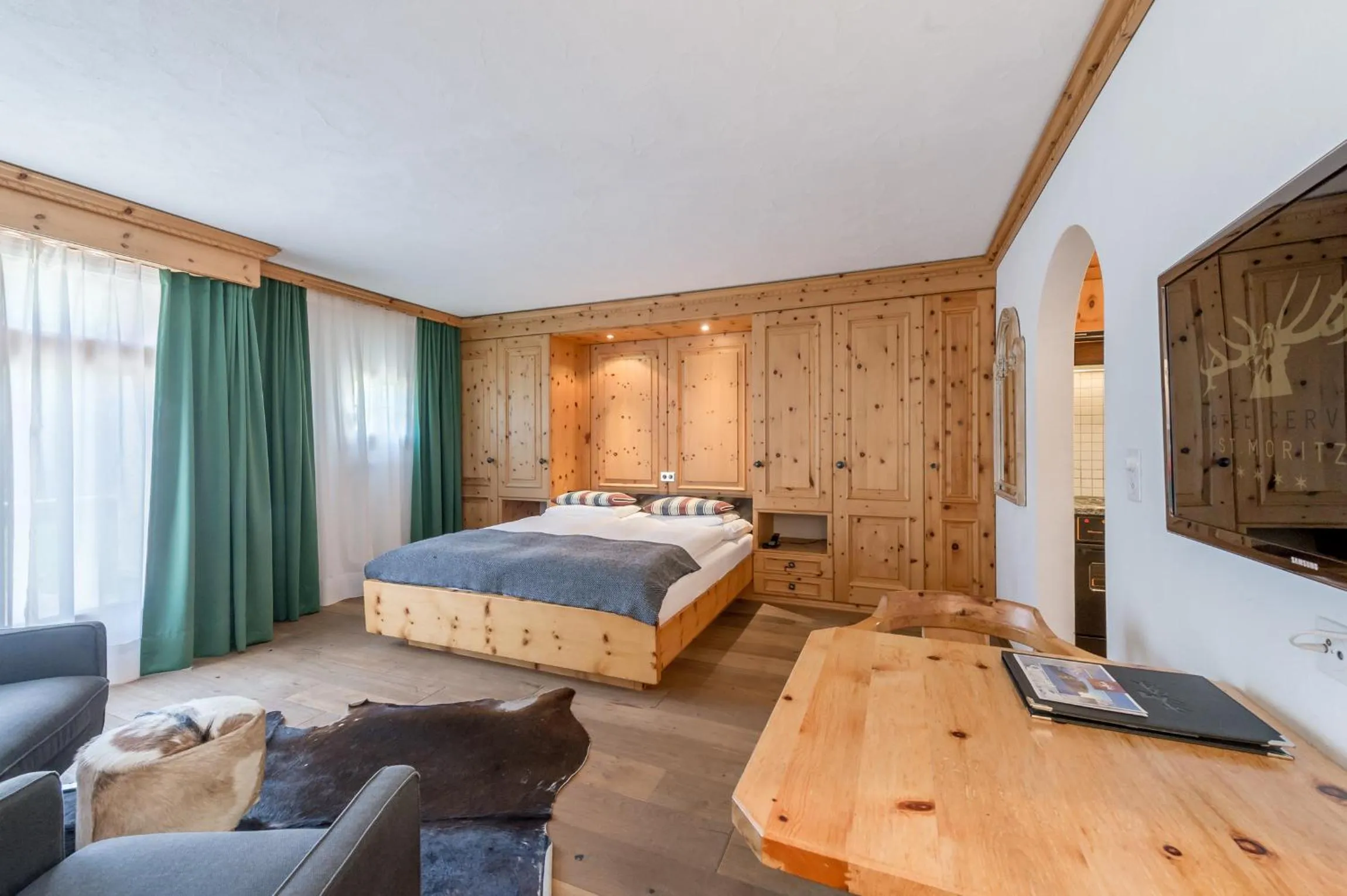 Photo of the whole room, Bed in Boutique Hotel Cervus