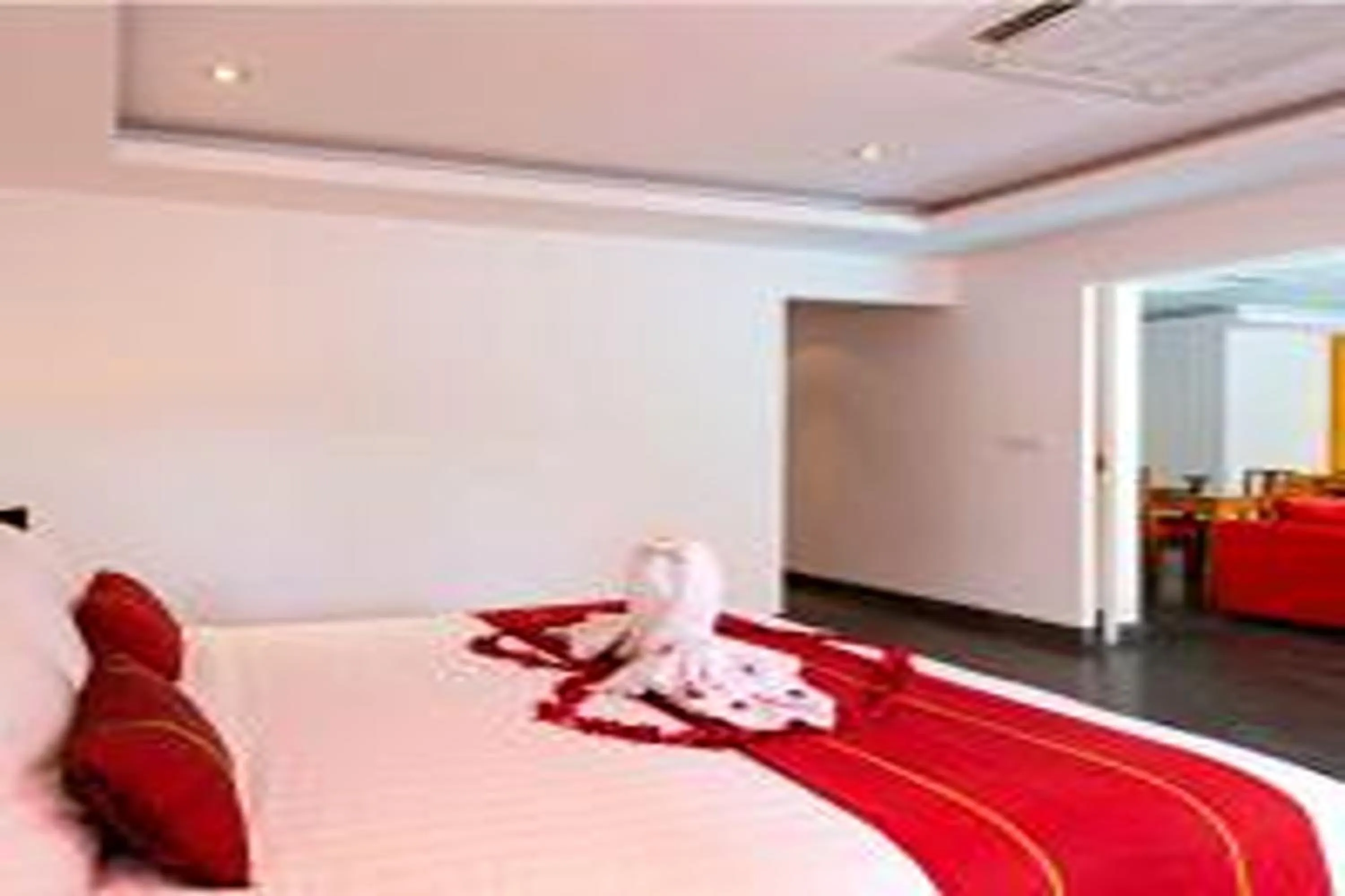 Bed in Bali Island Villas and Spa Seminyak