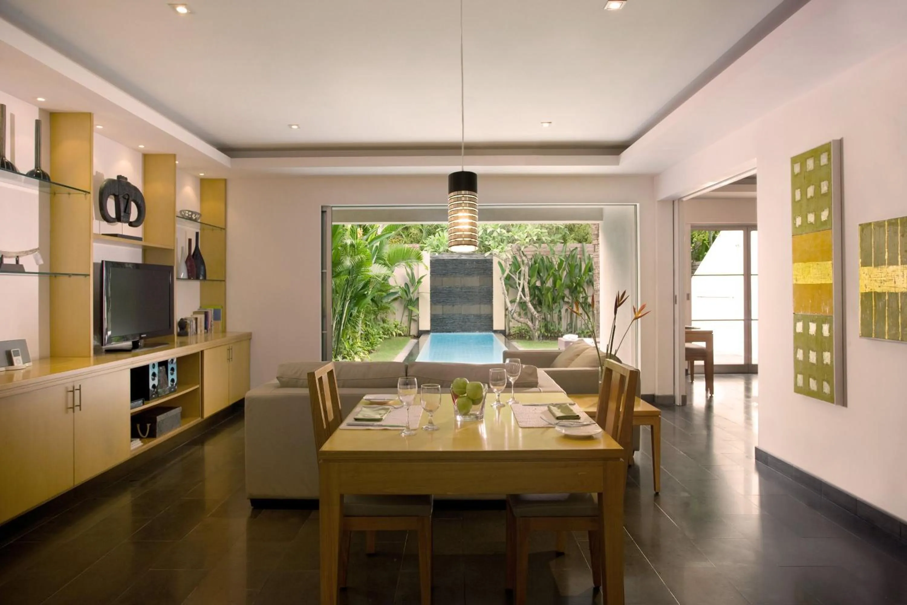 Dining area in Bali Island Villas and Spa Seminyak