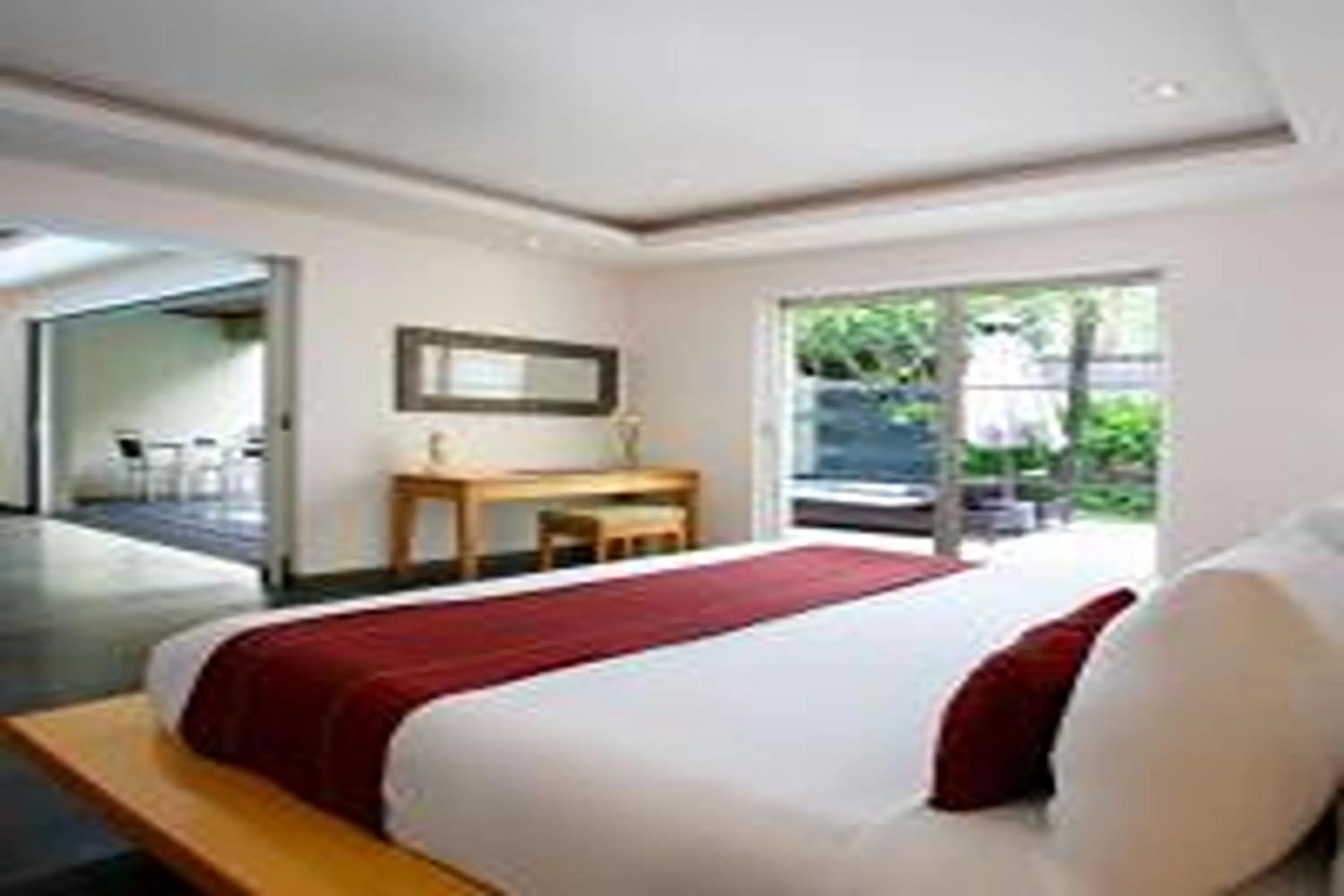 Bed in Bali Island Villas and Spa Seminyak
