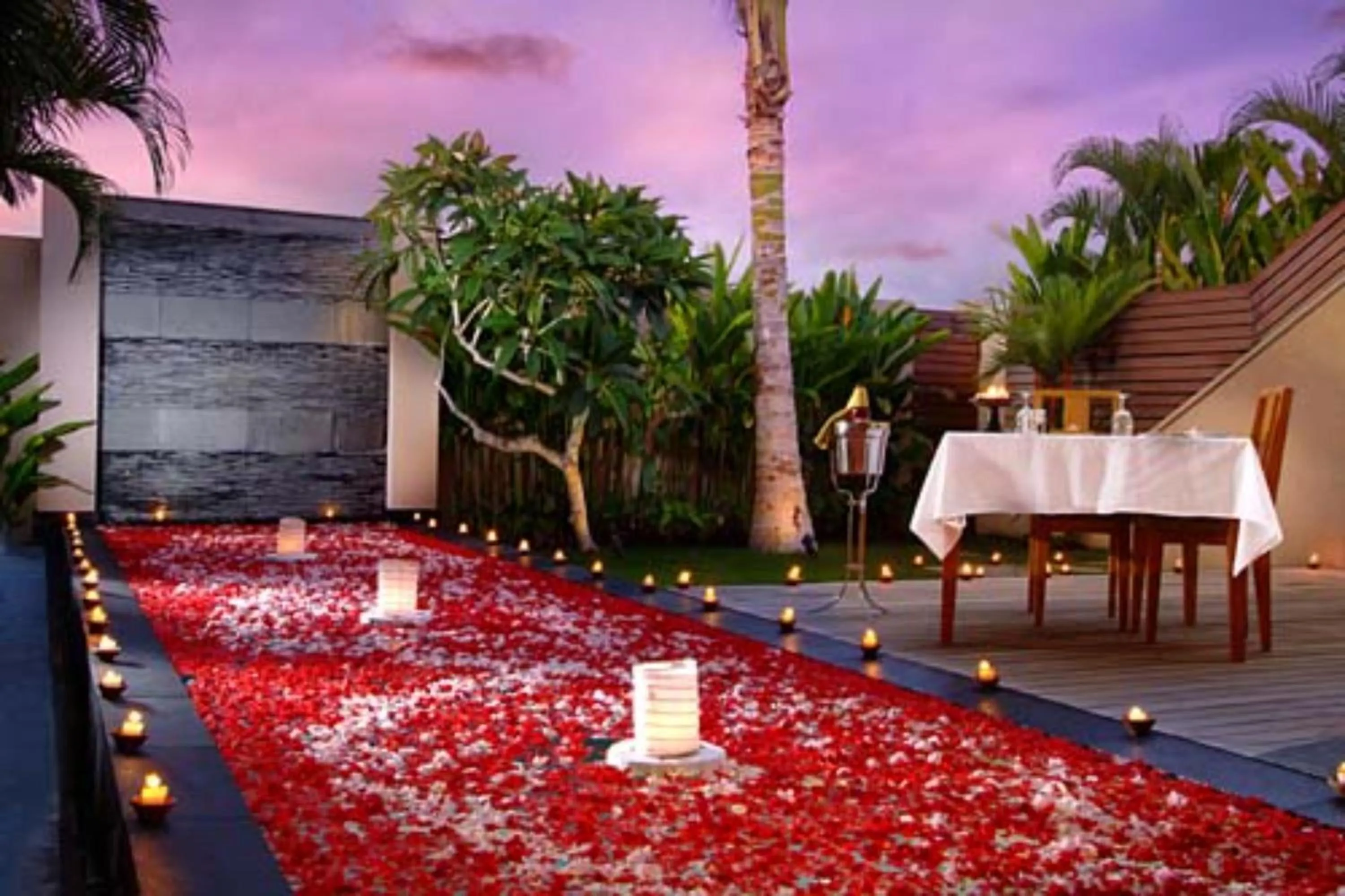 Swimming pool in Bali Island Villas and Spa Seminyak