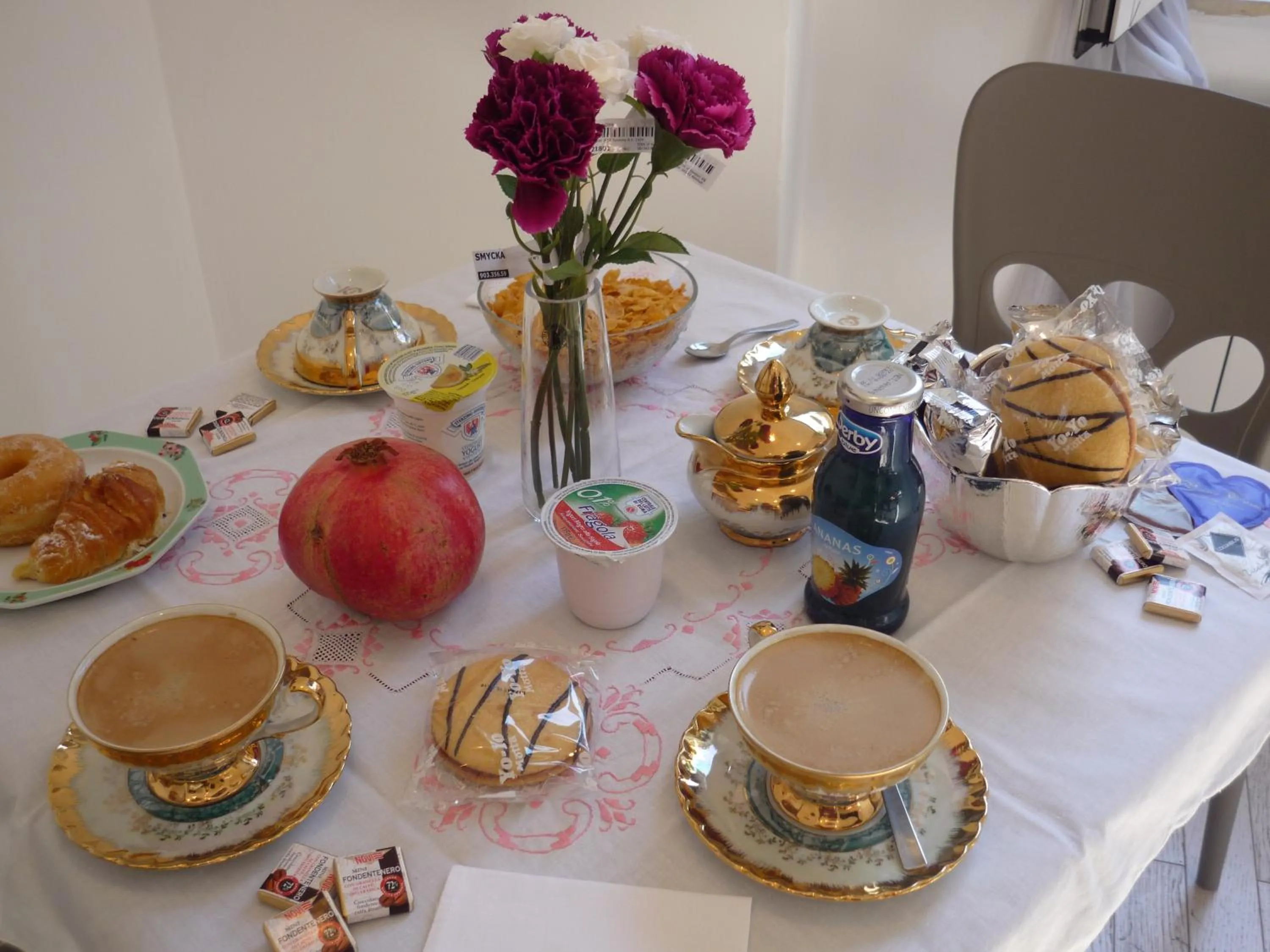 Italian breakfast in My Bed Vatican Museum