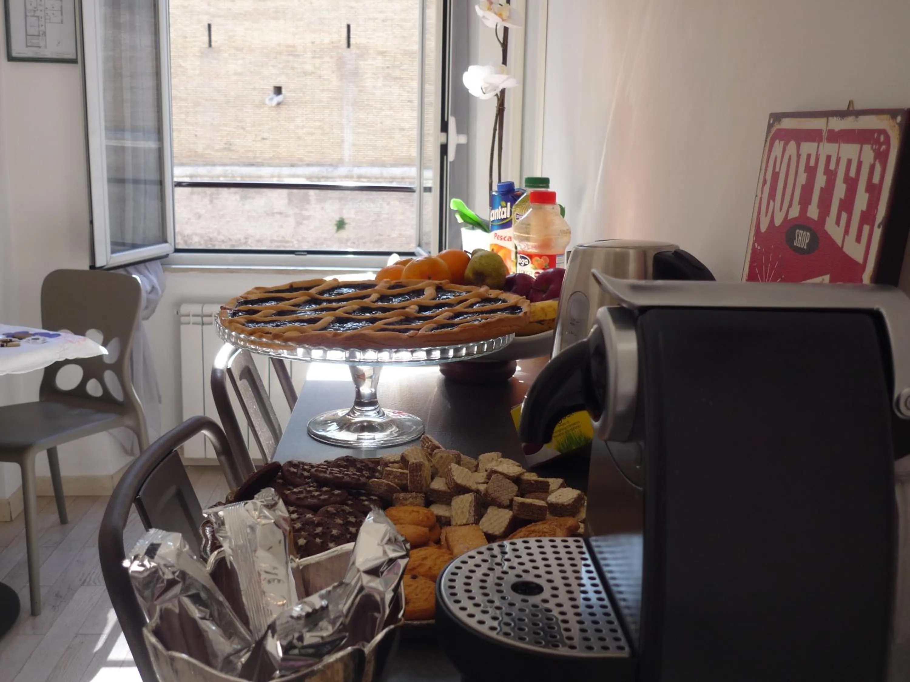 Food and drinks in My Bed Vatican Museum