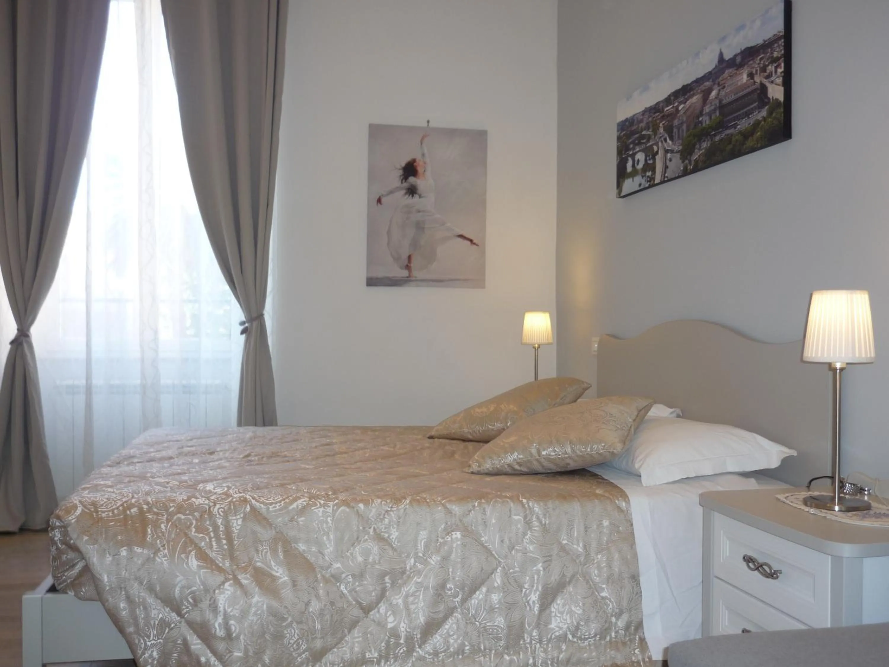 Photo of the whole room, Bed in My Bed Vatican Museum