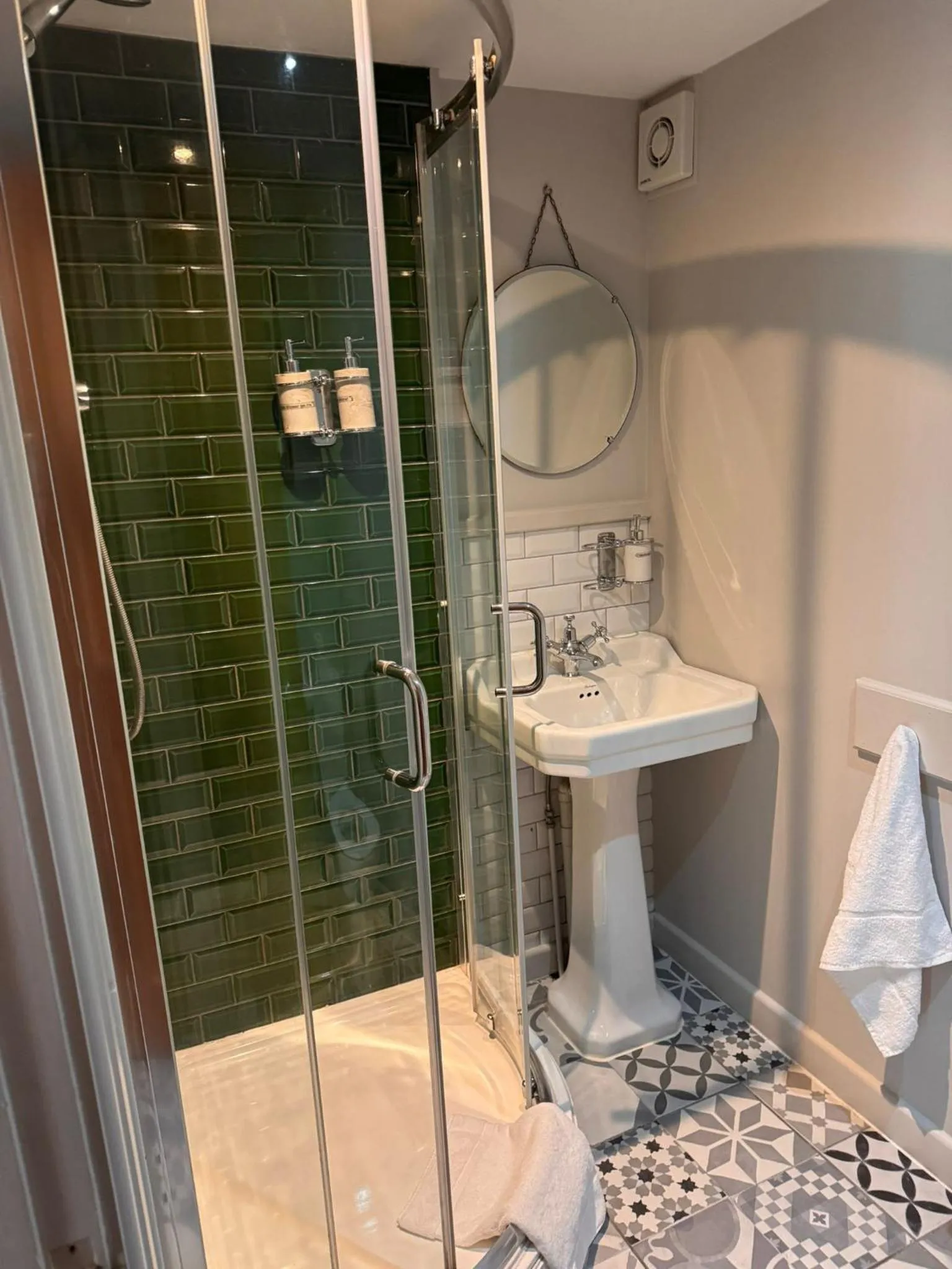 Bathroom in Regency House