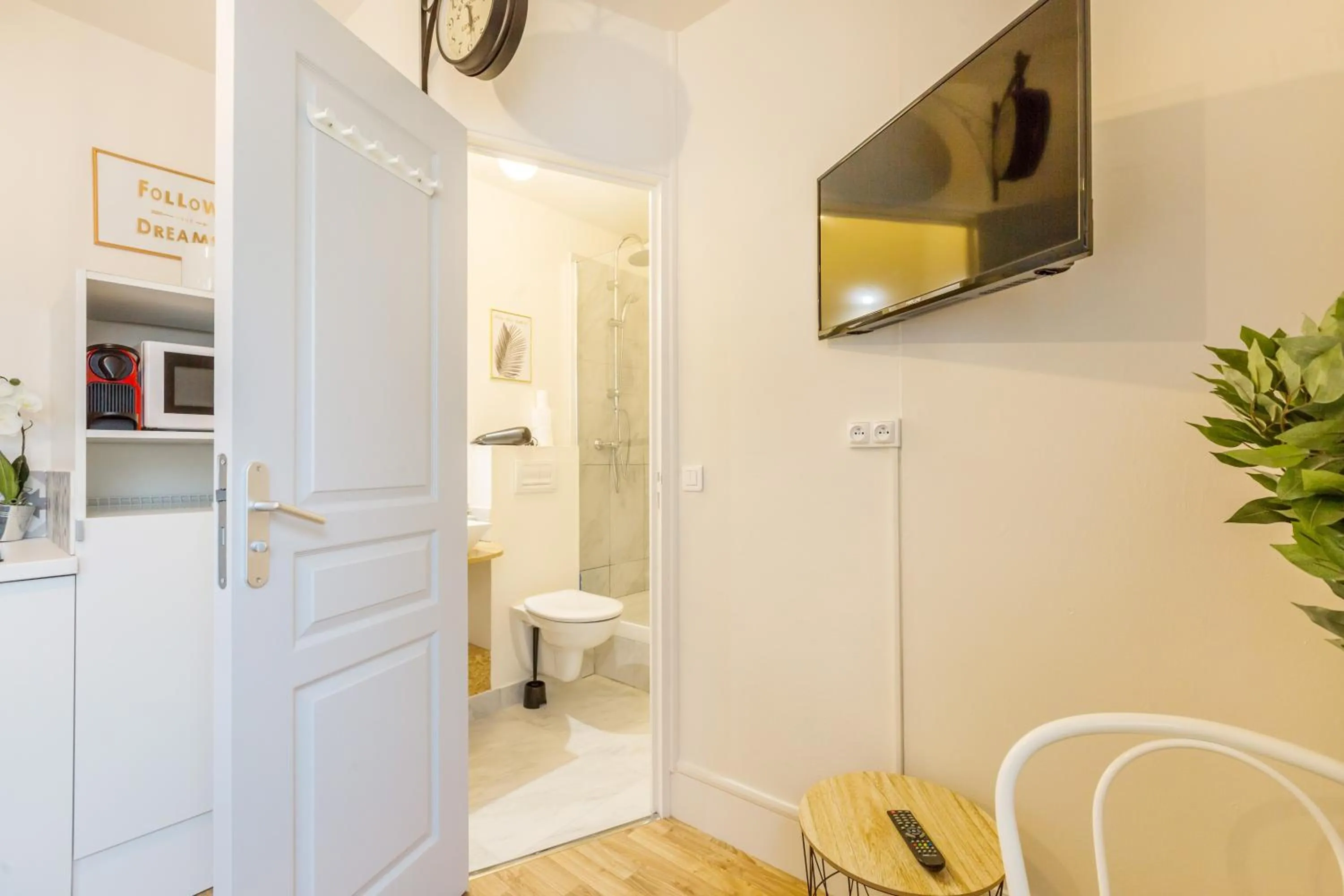 Bedroom in WS Champs Elysées - Ponthieu