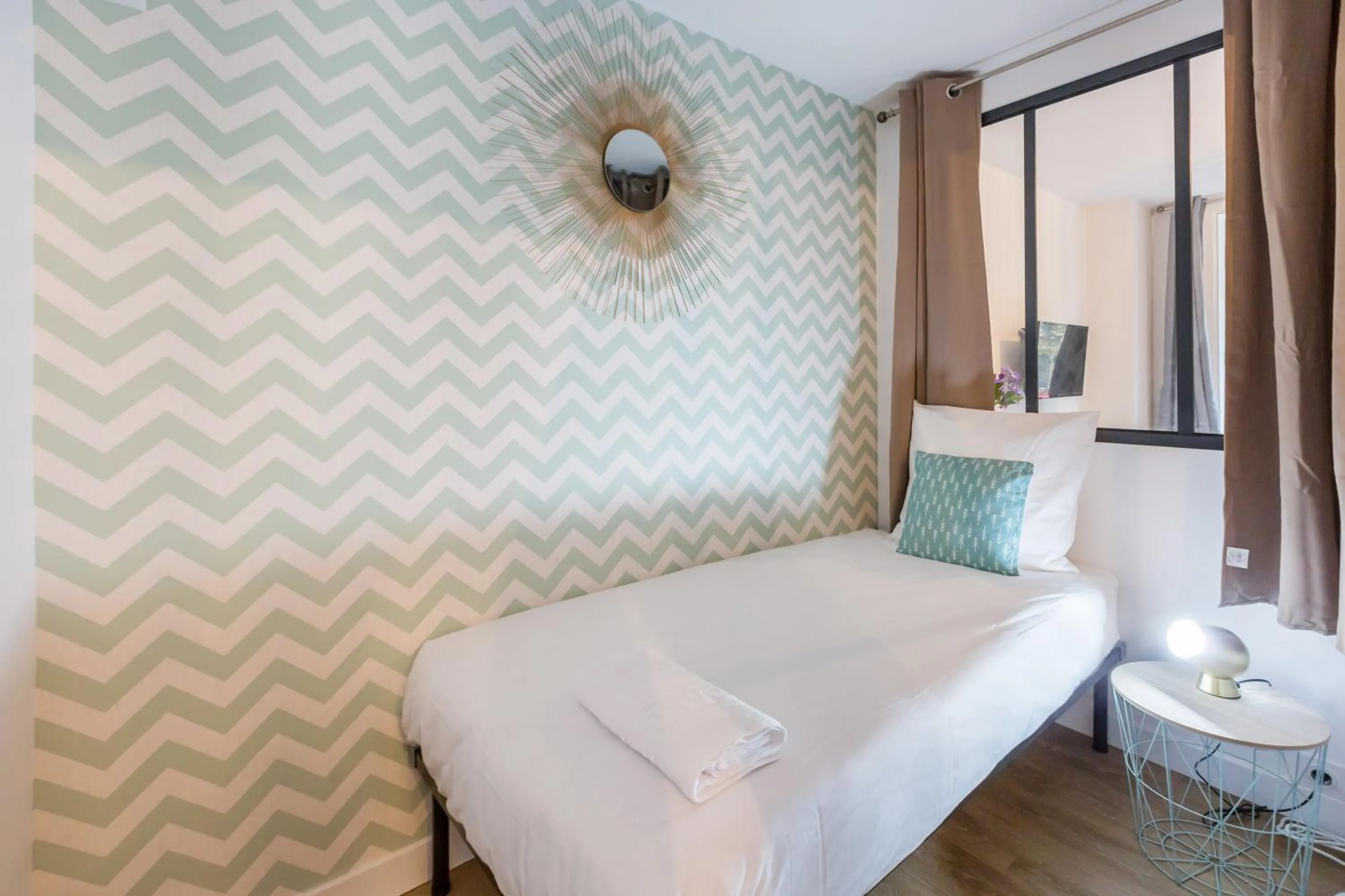 Bedroom, Bed in WS St Germain - Quartier Latin