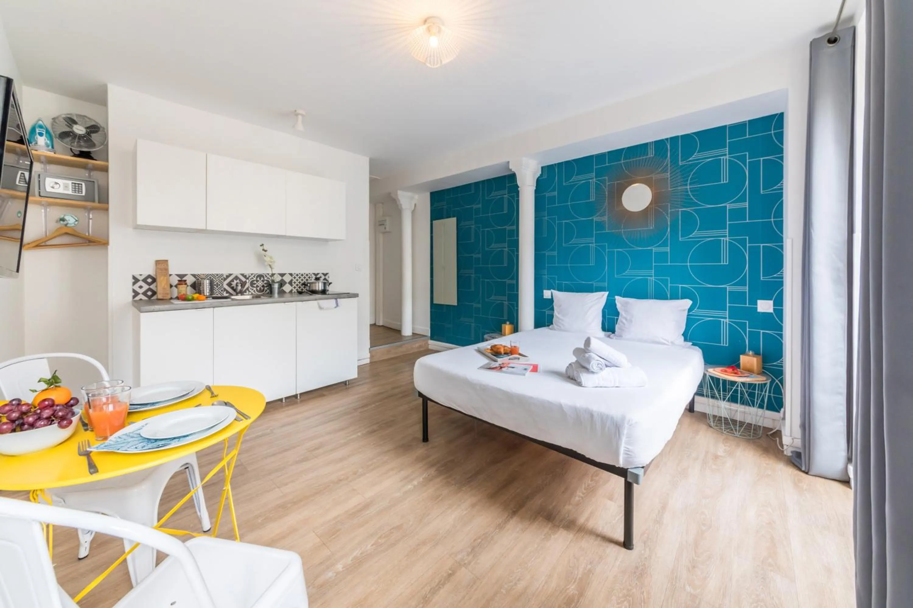 Bedroom, Bed in WS St Germain - Quartier Latin