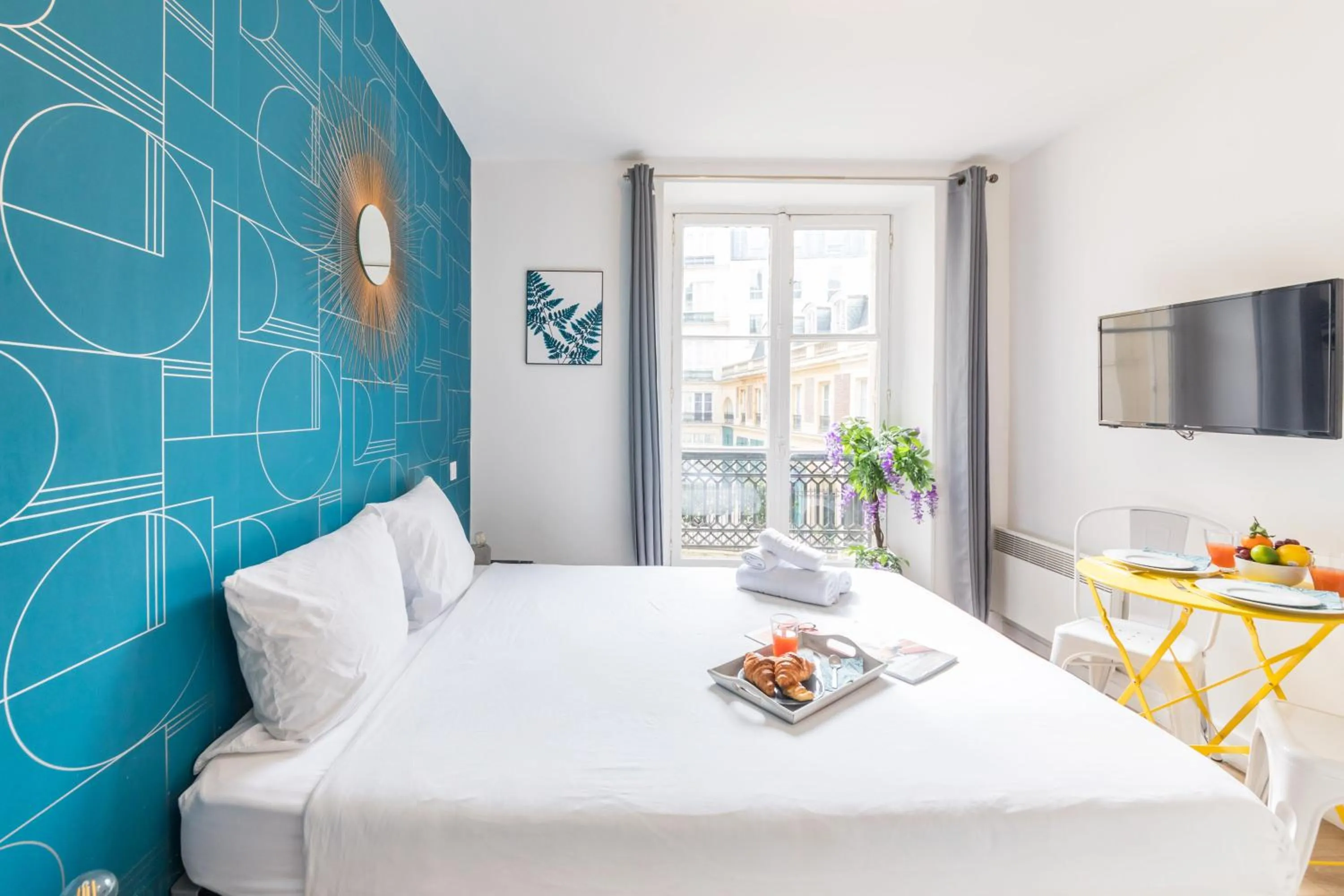 Bedroom, Bed in WS St Germain - Quartier Latin