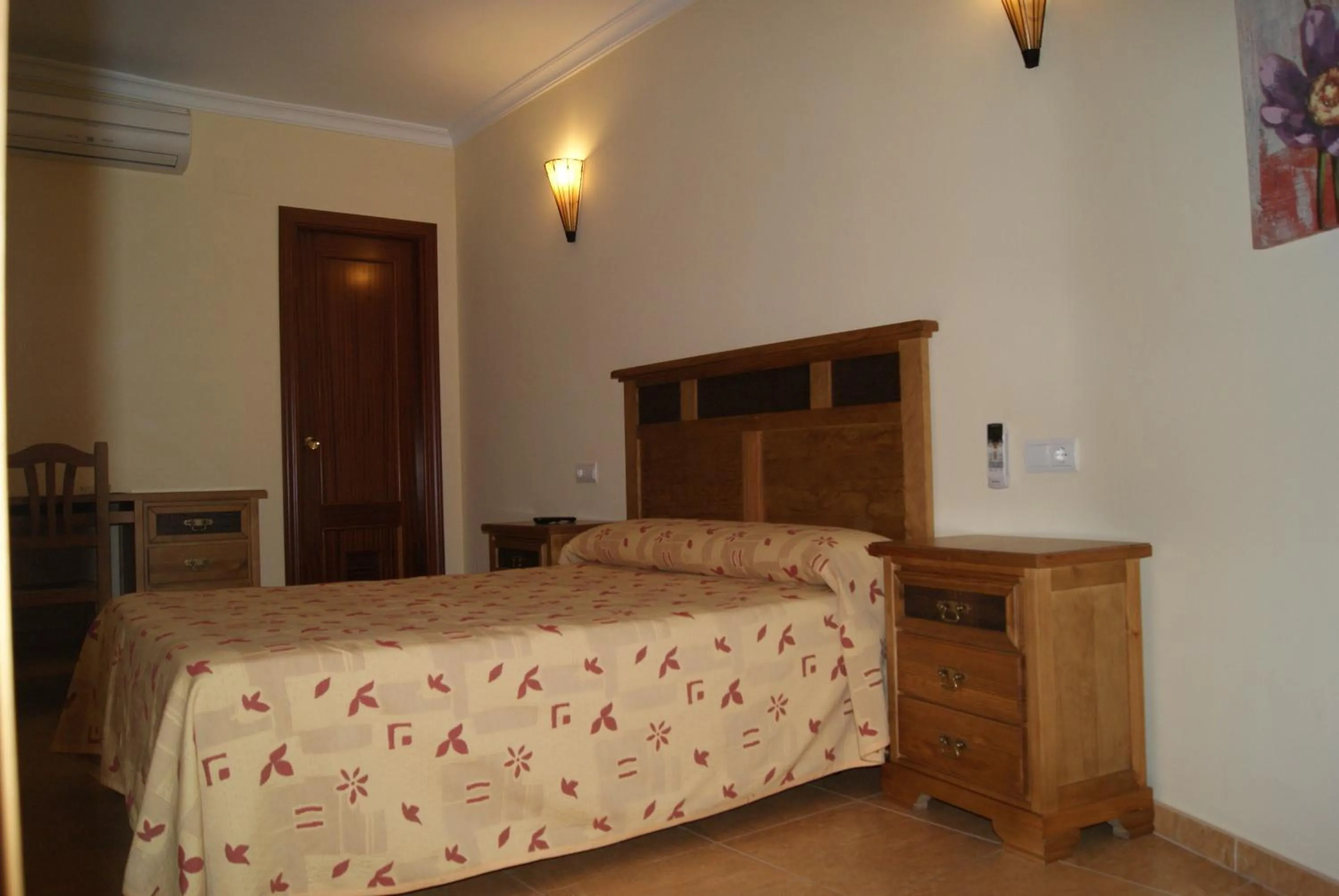 Photo of the whole room in Hotel Restaurante Berlanga