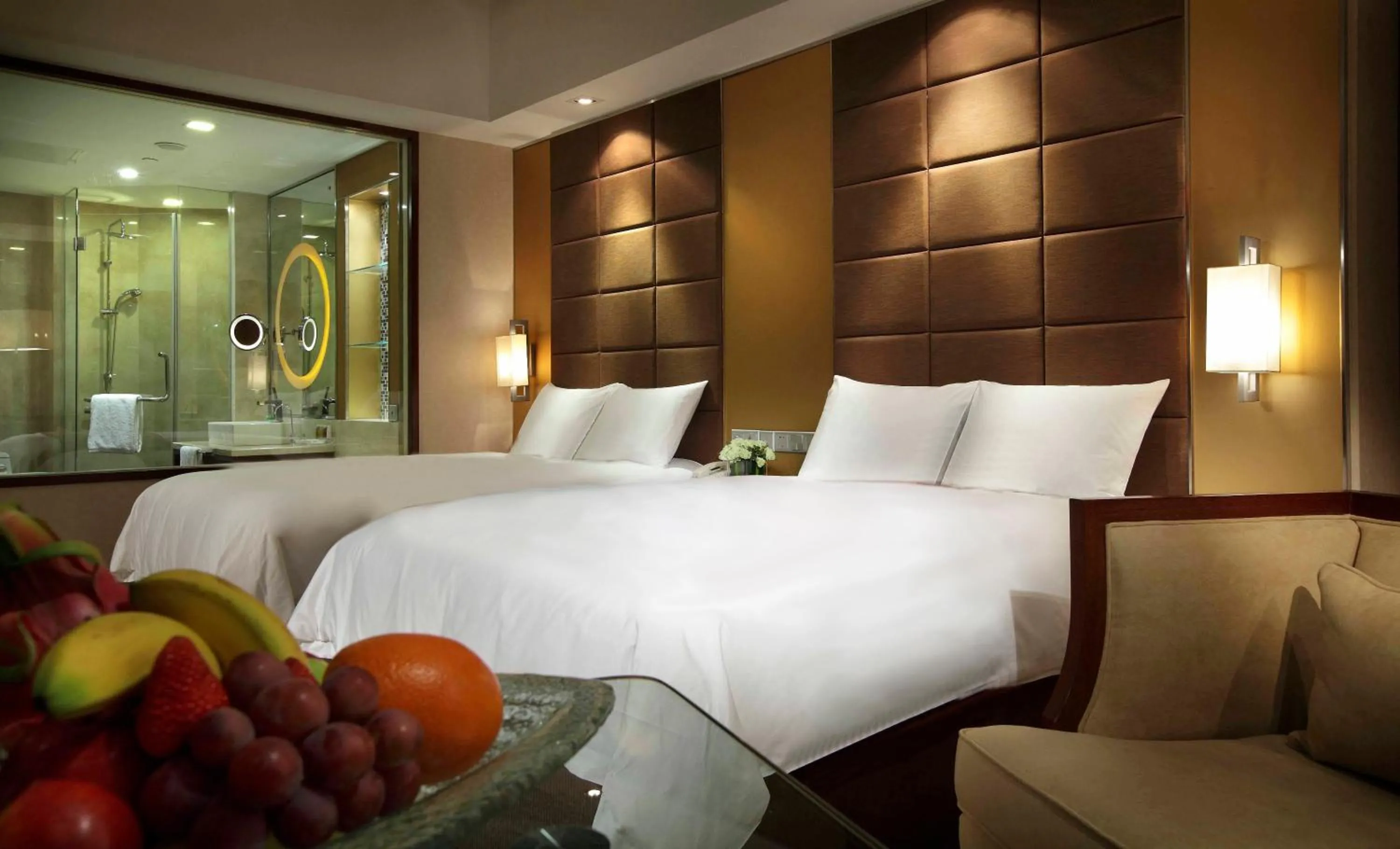 Photo of the whole room, Bed in Crowne Plaza Yantai Sea View by IHG