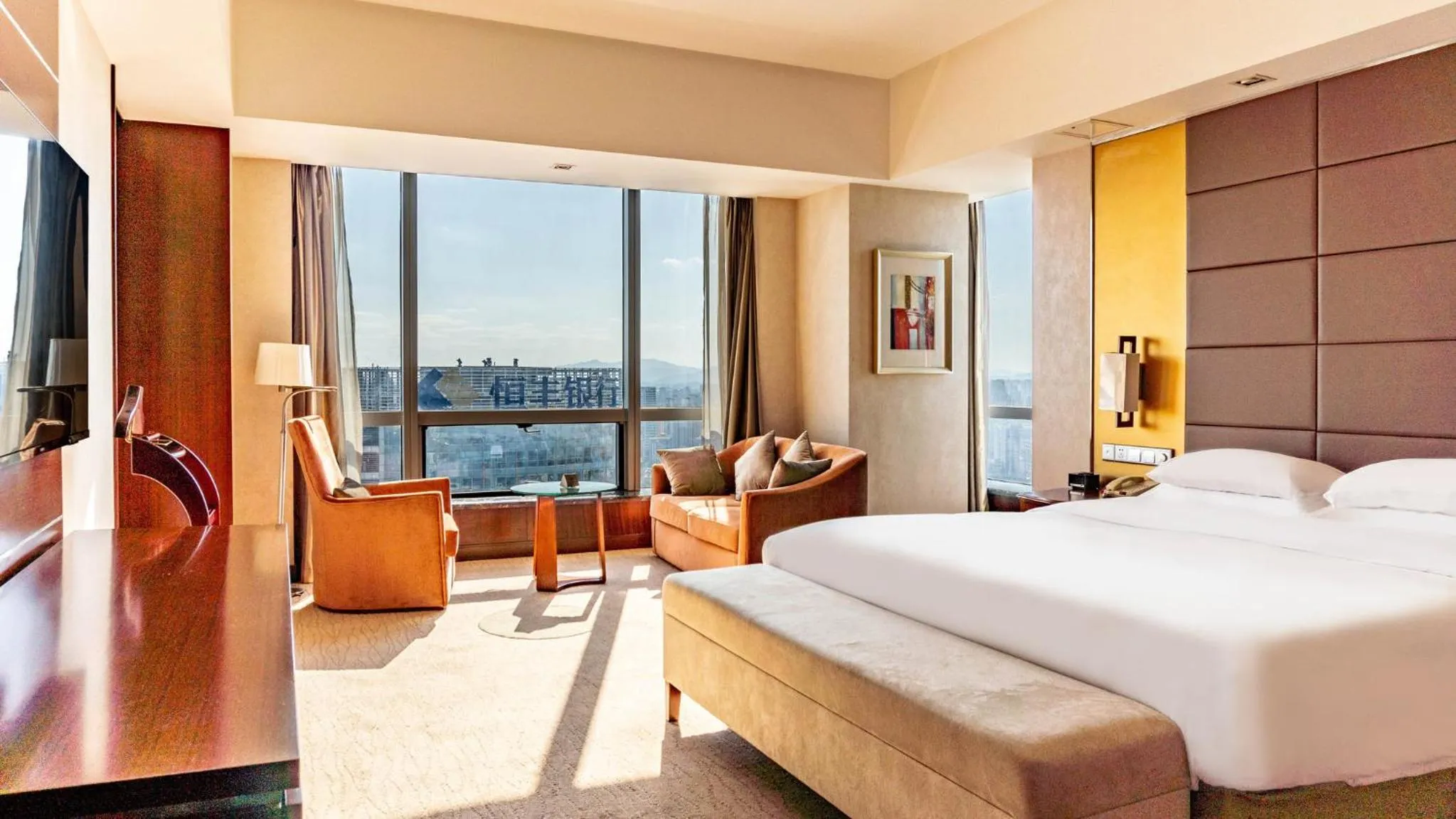 Photo of the whole room, Bed in Crowne Plaza Yantai Sea View by IHG