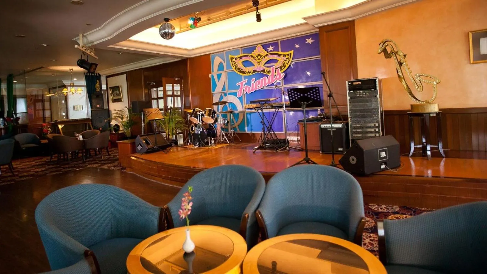 Lounge or bar in Gurney Bay Hotel, A PARKROYAL Partner Hotel