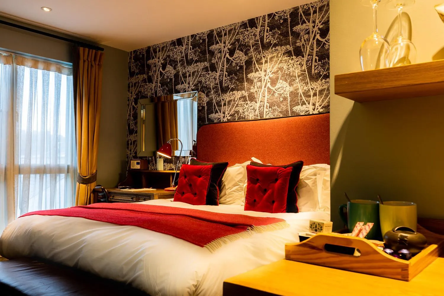 Bedroom, Bed in The Alma Hotel