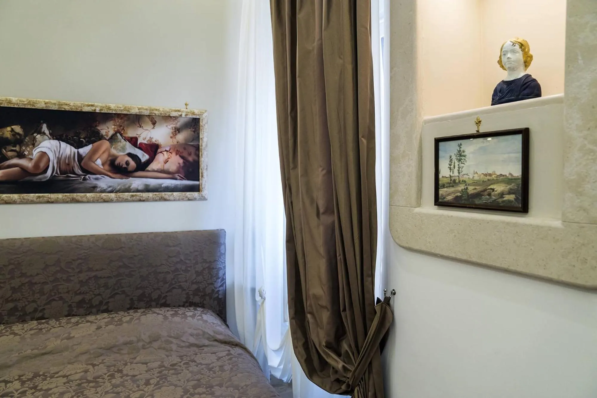 Bed in B&B Conte Cavour