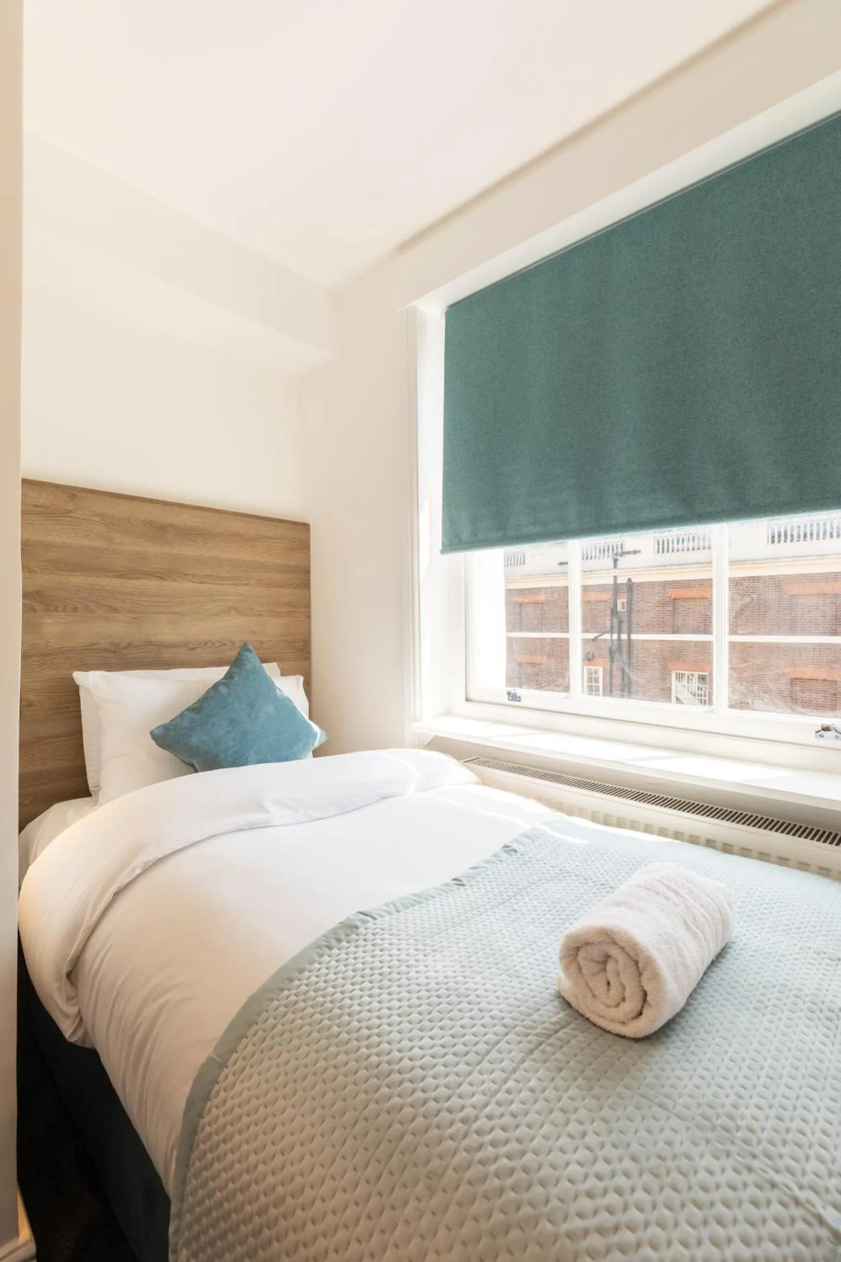 View (from property/room), Bed in The Chapter Hotels - Griffin House