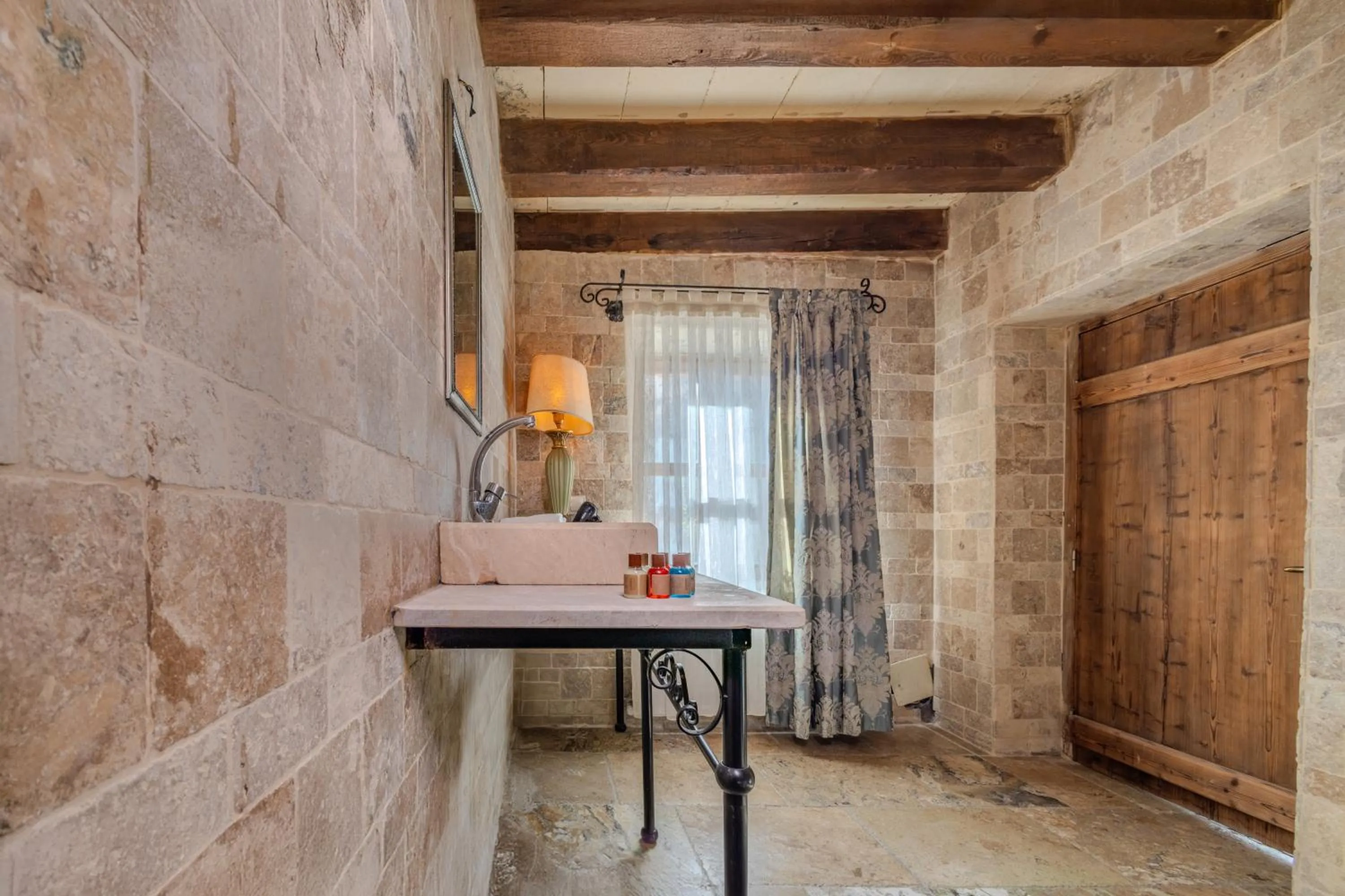 Panoramic Cave Hotel