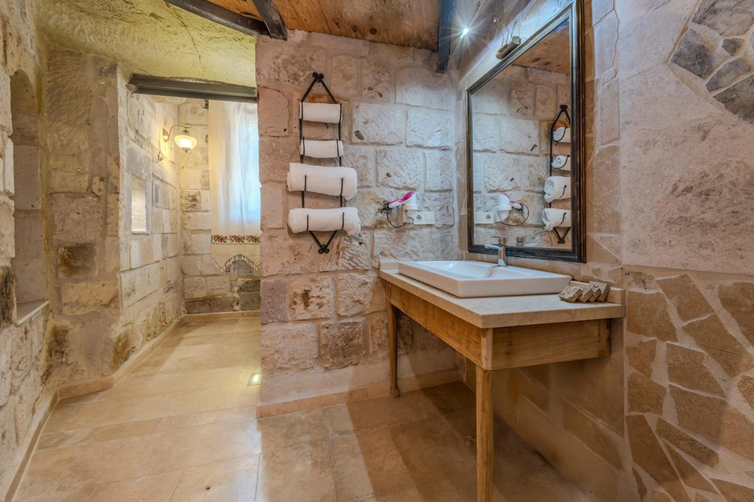 Panoramic Cave Hotel