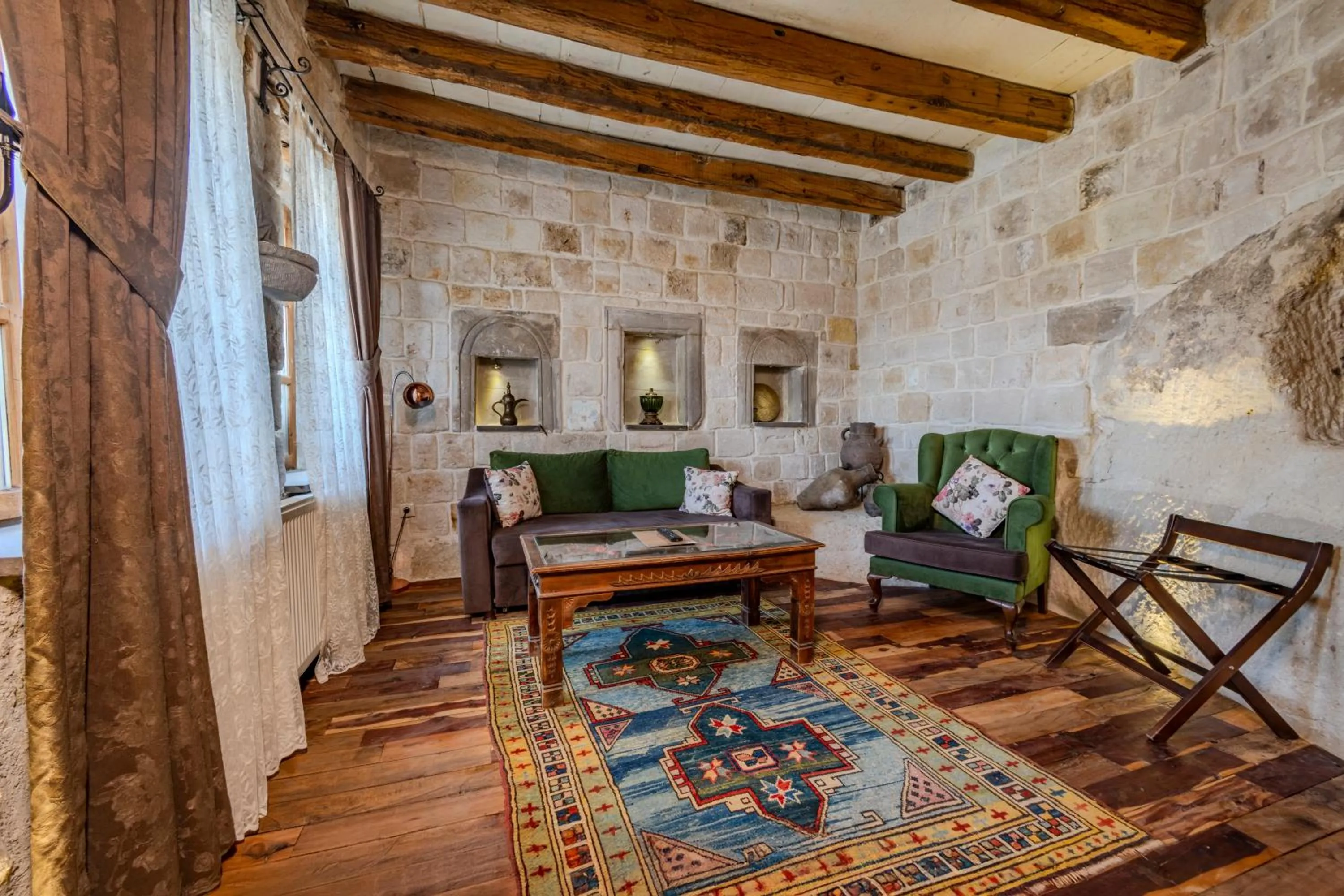 Panoramic Cave Hotel