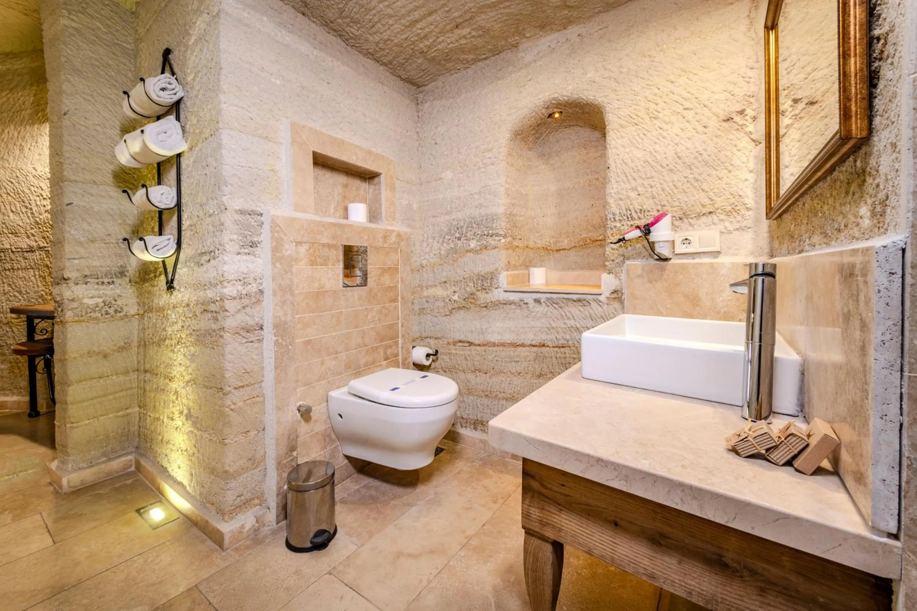 Panoramic Cave Hotel