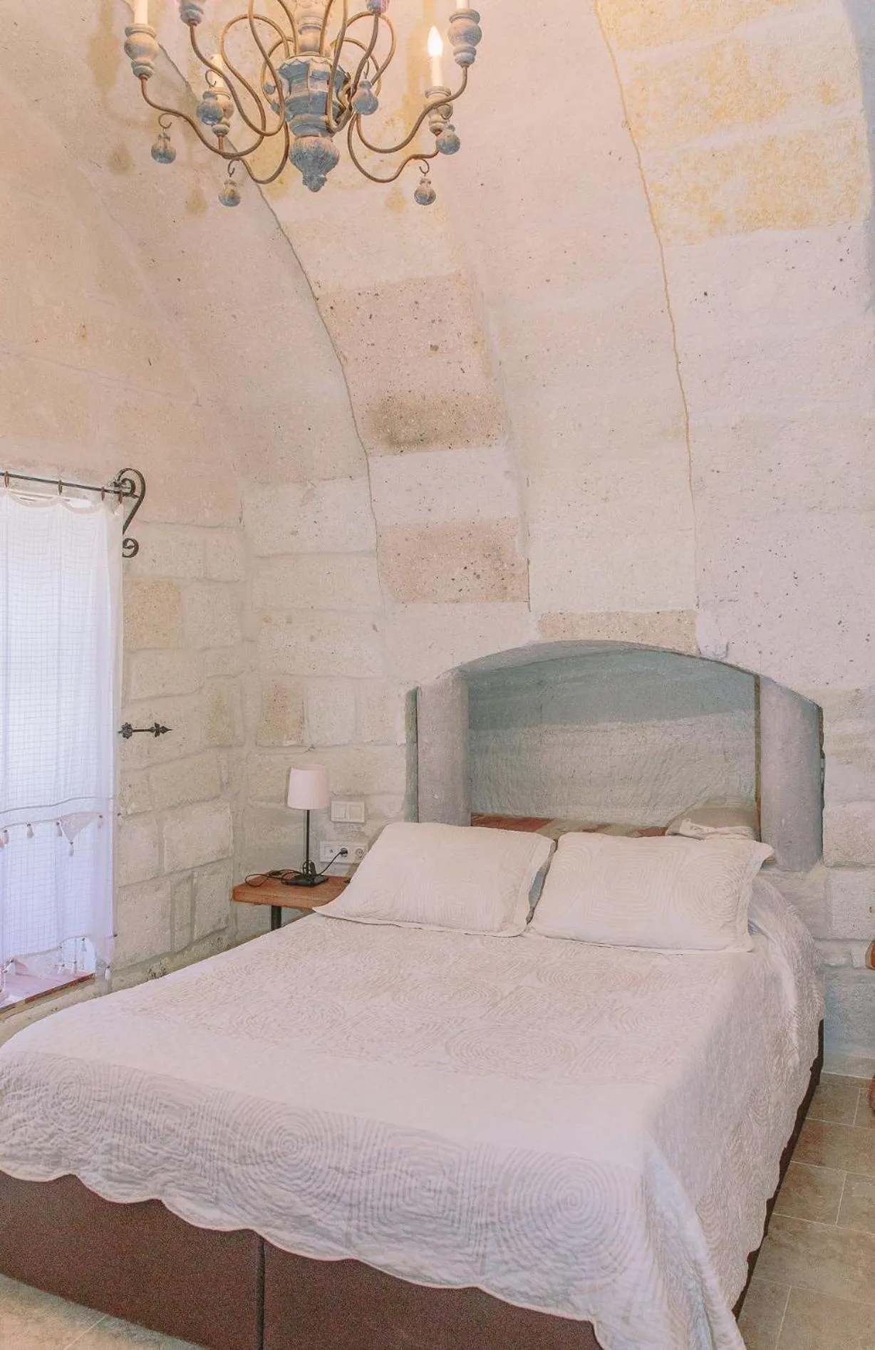 Bedroom, Bed in Panoramic Cave Hotel