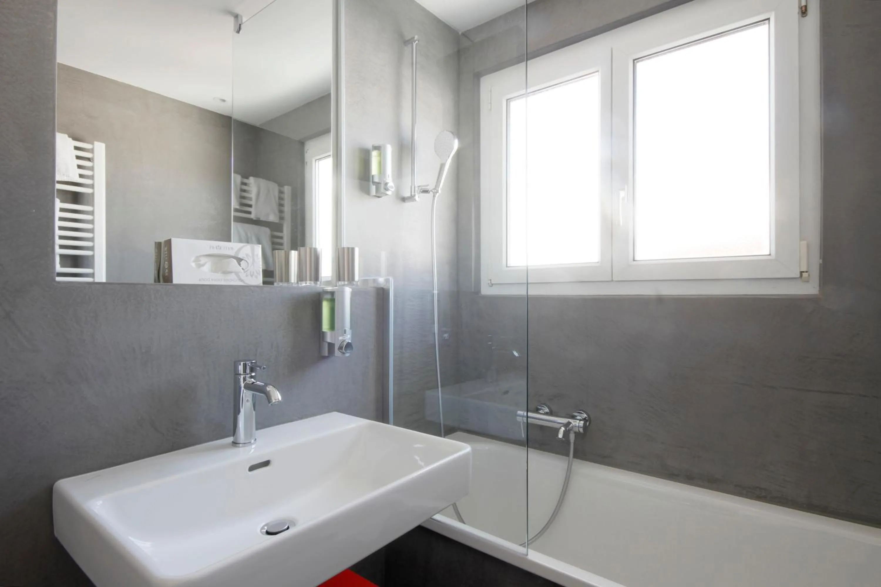 Bathroom in Hotel Elite