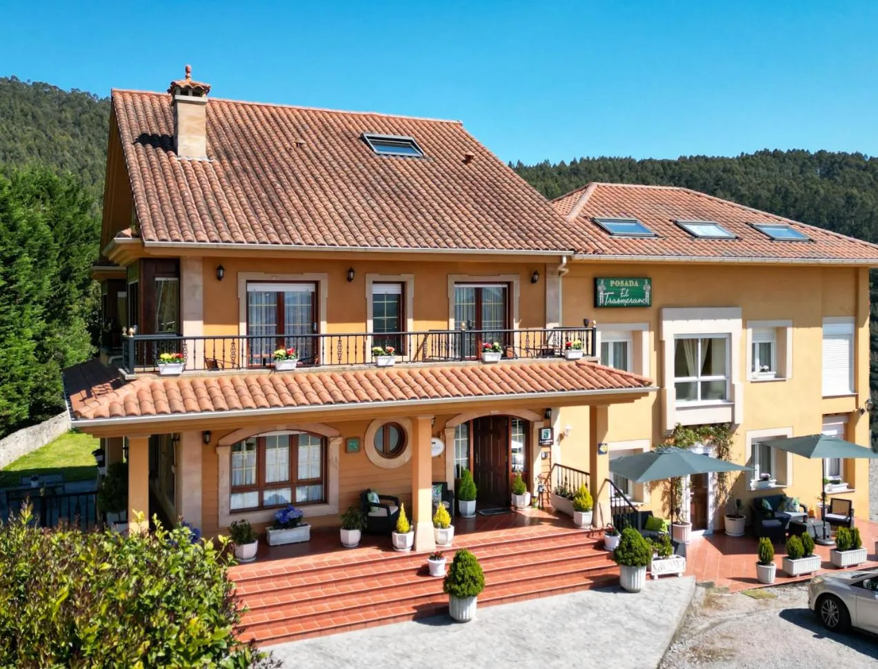 Property building in Posada El Trasmerano