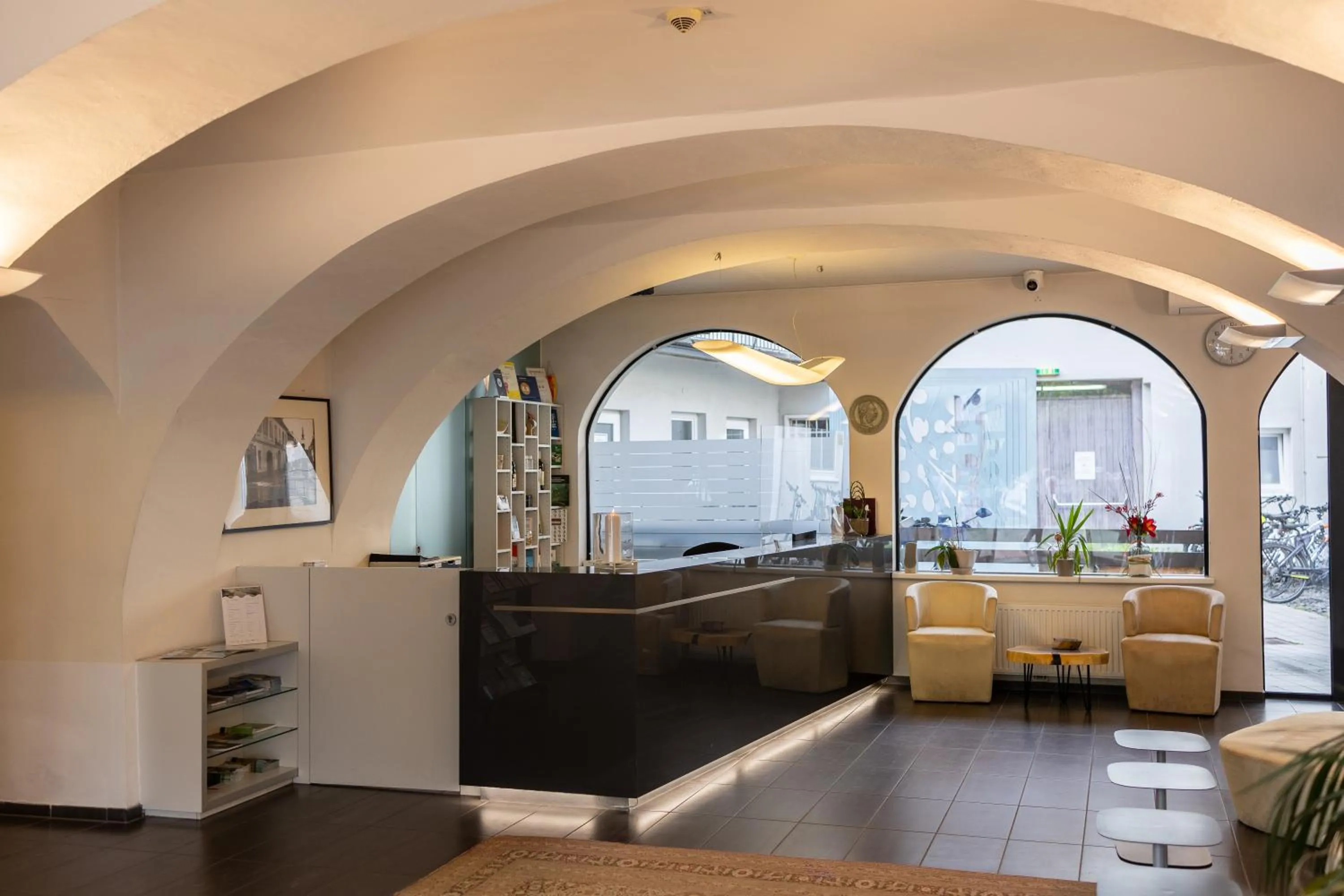 Facade/entrance in Kaiser von Österreich, Historik- und Thermalhotel