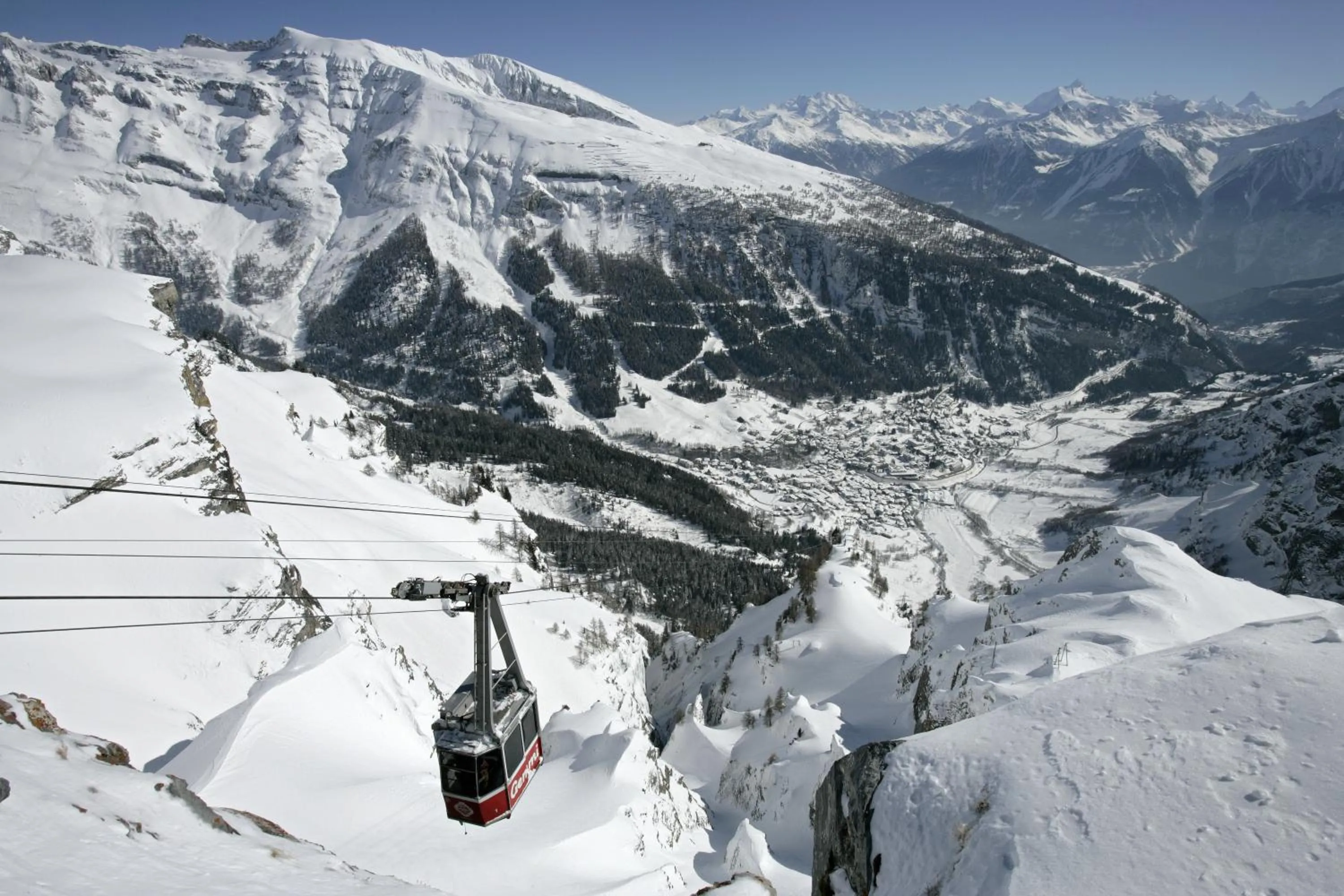 Day in Hotel Restaurant Waldhaus