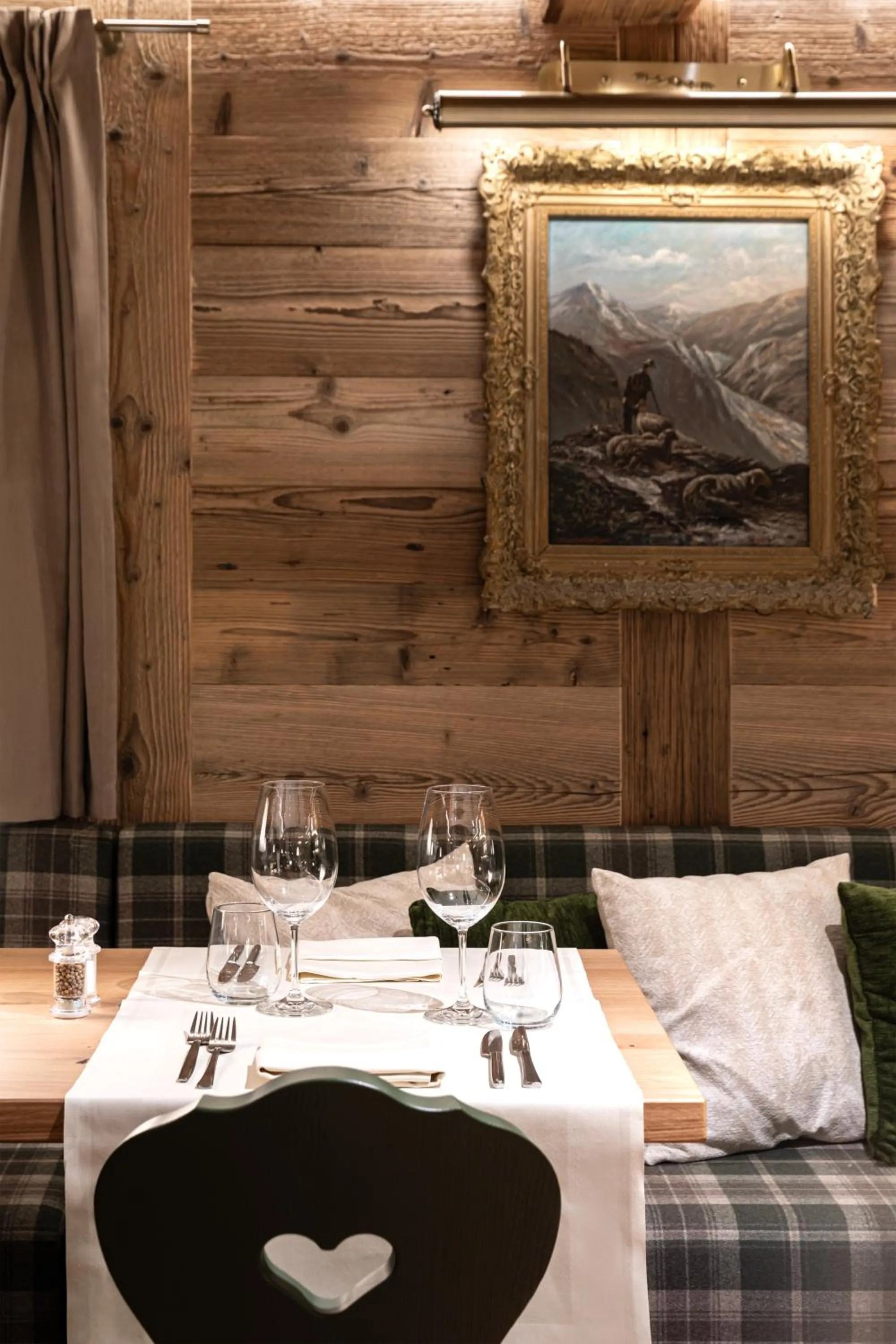 Restaurant/places to eat in Hotel Restaurant Waldhaus