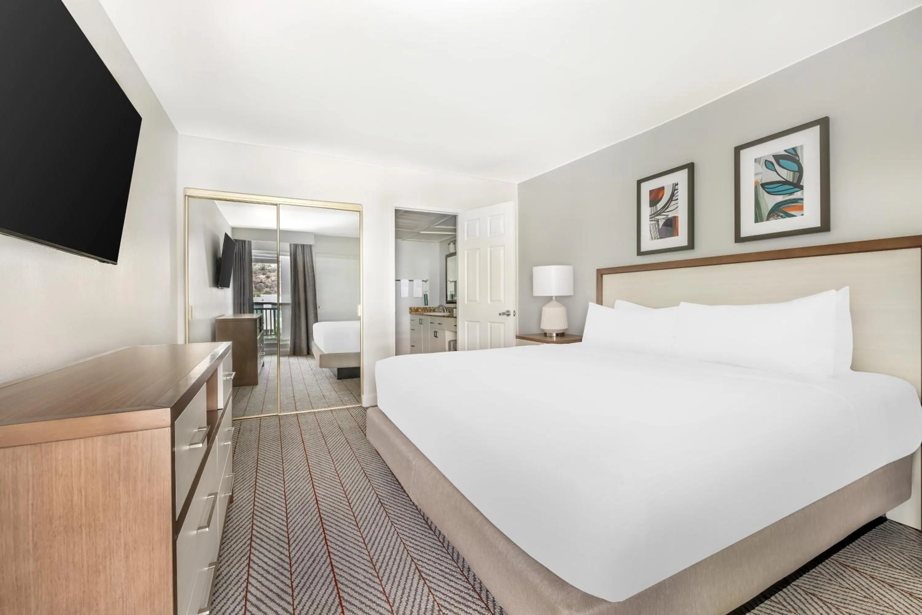 Bedroom, Bed in Hilton Vacation Club Palm Canyon Palm Springs