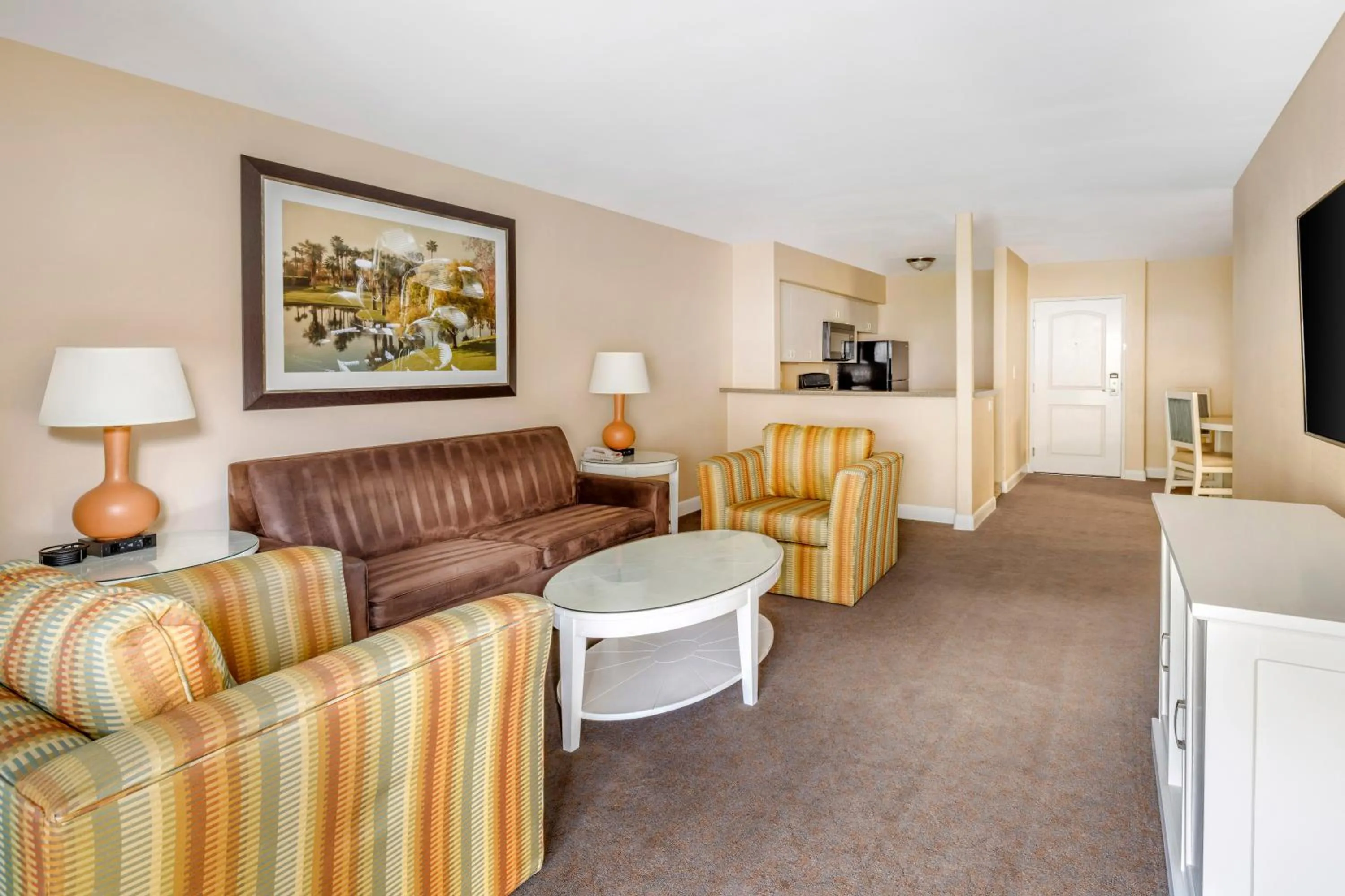 Living room in Hilton Vacation Club Palm Canyon Palm Springs