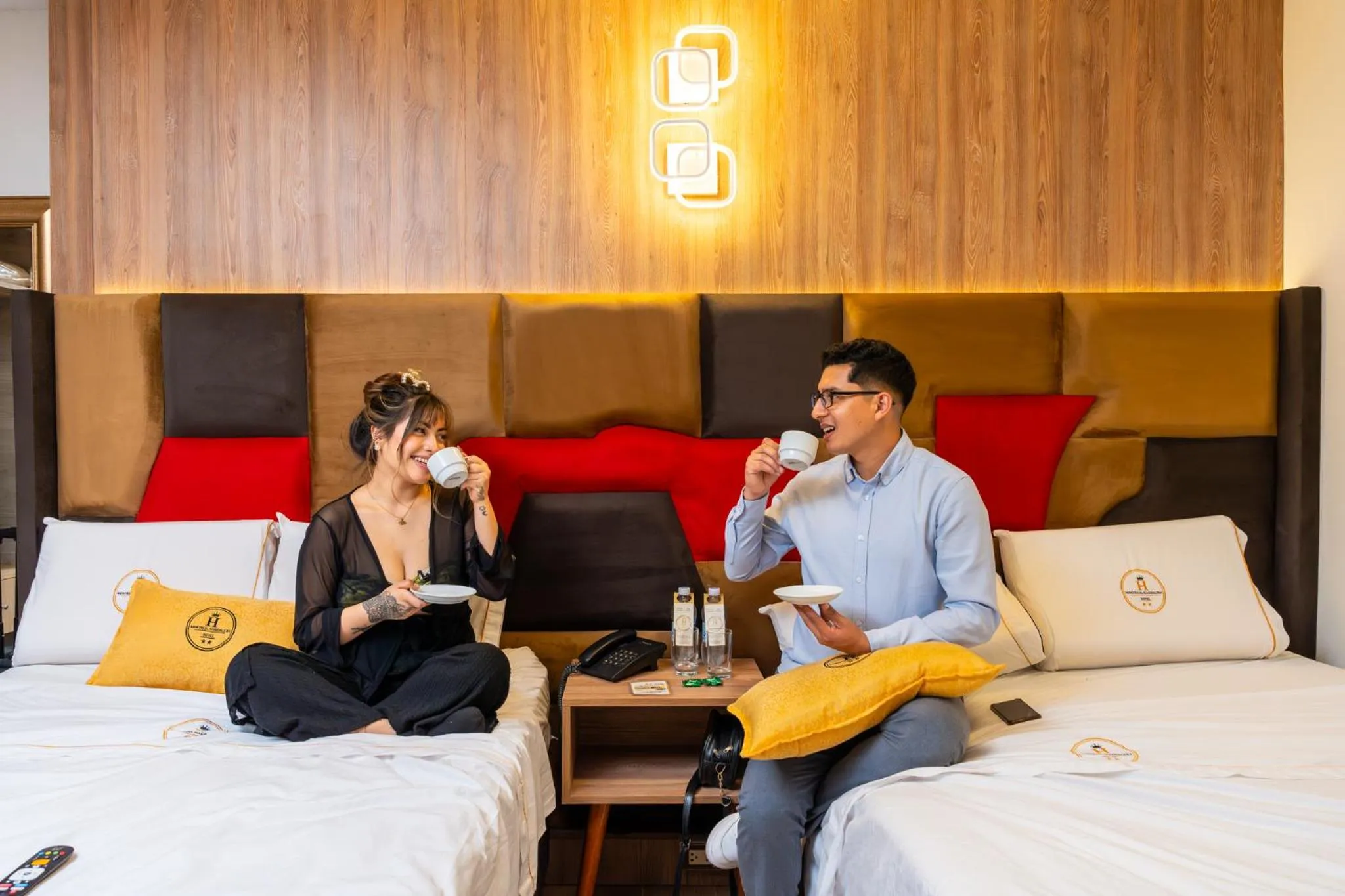 Bed in Montreal Magdalena Del Mar Hotel