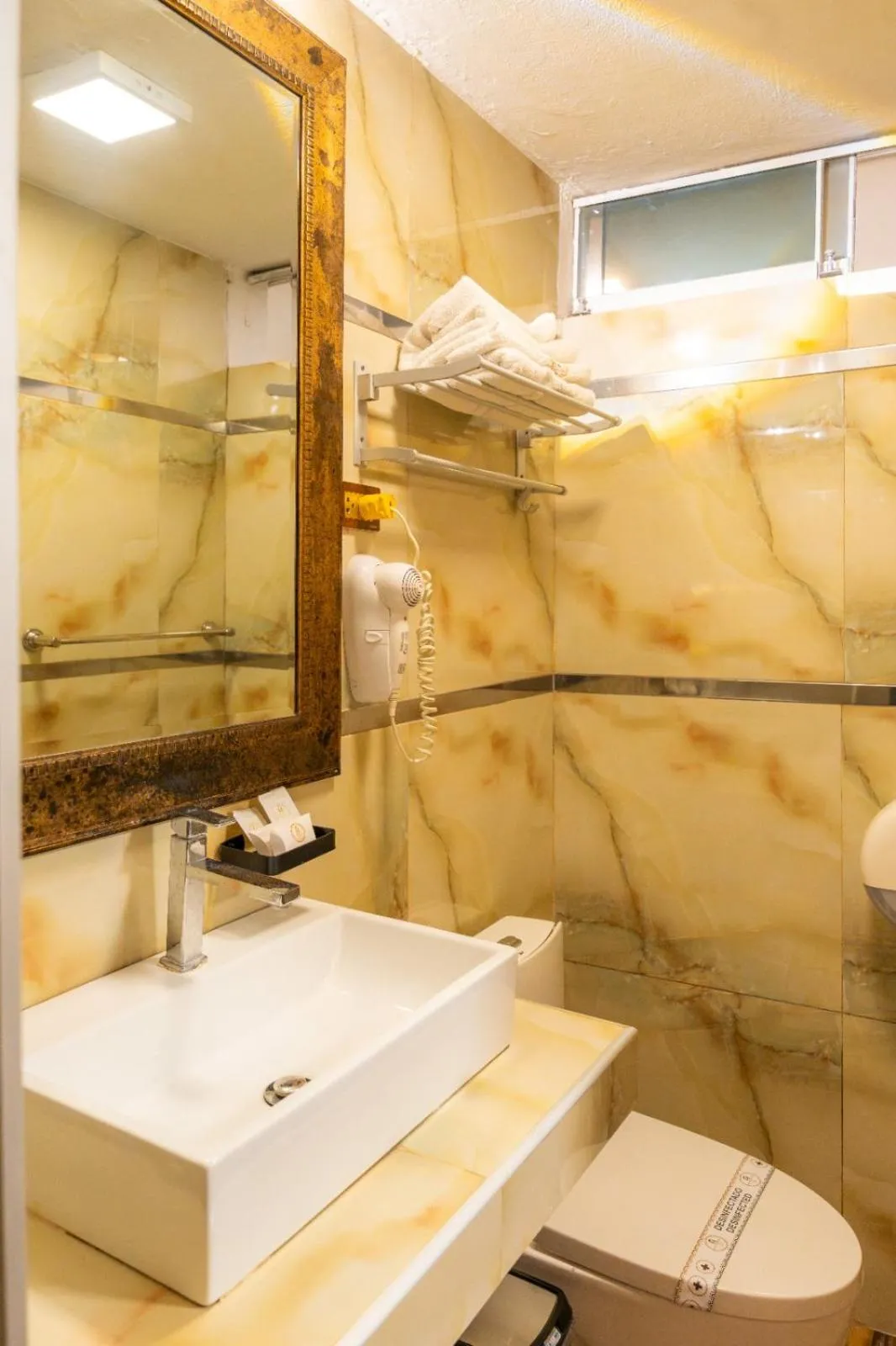 Montreal Magdalena Del Mar Hotel