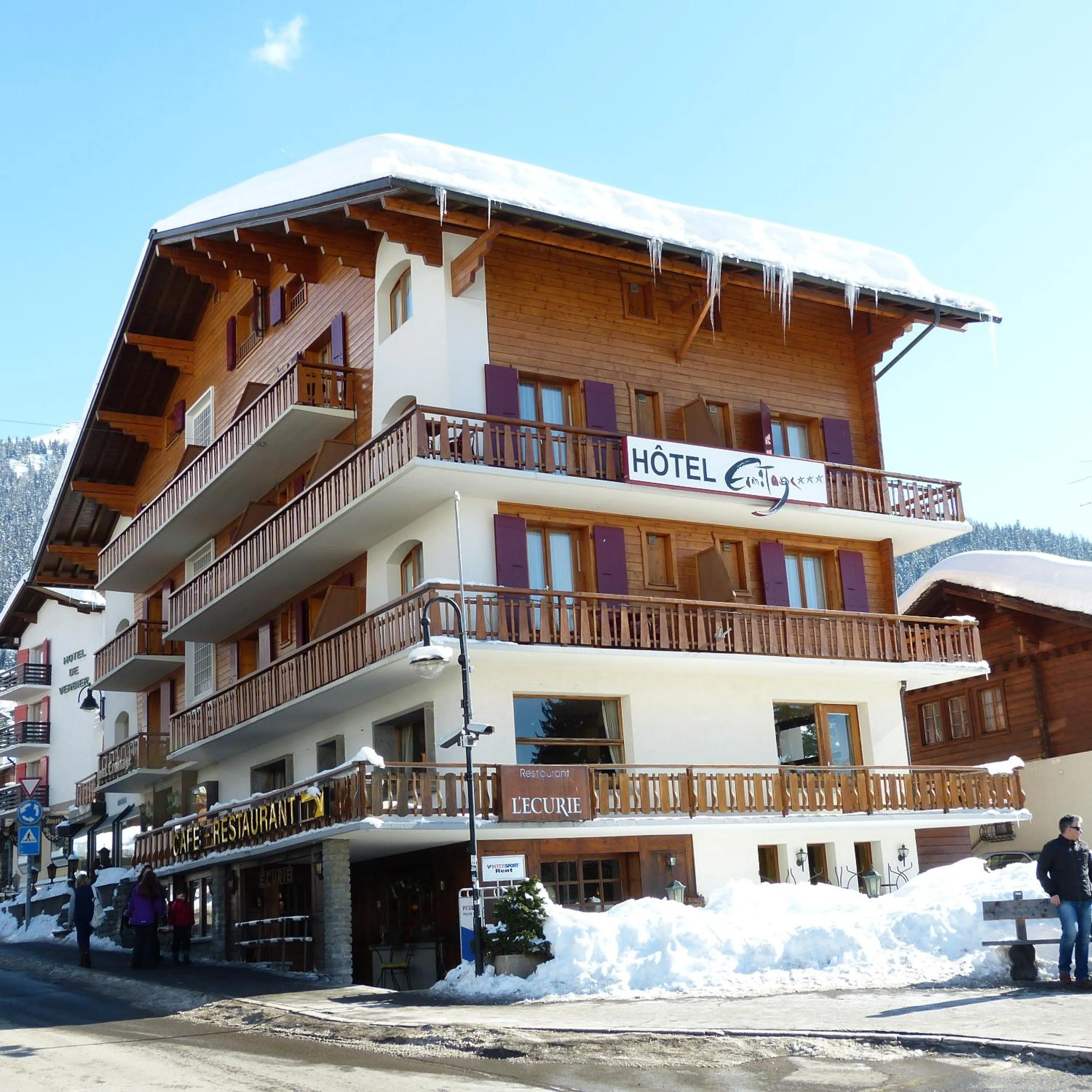 Facade/entrance in Hotel Ermitage Verbier