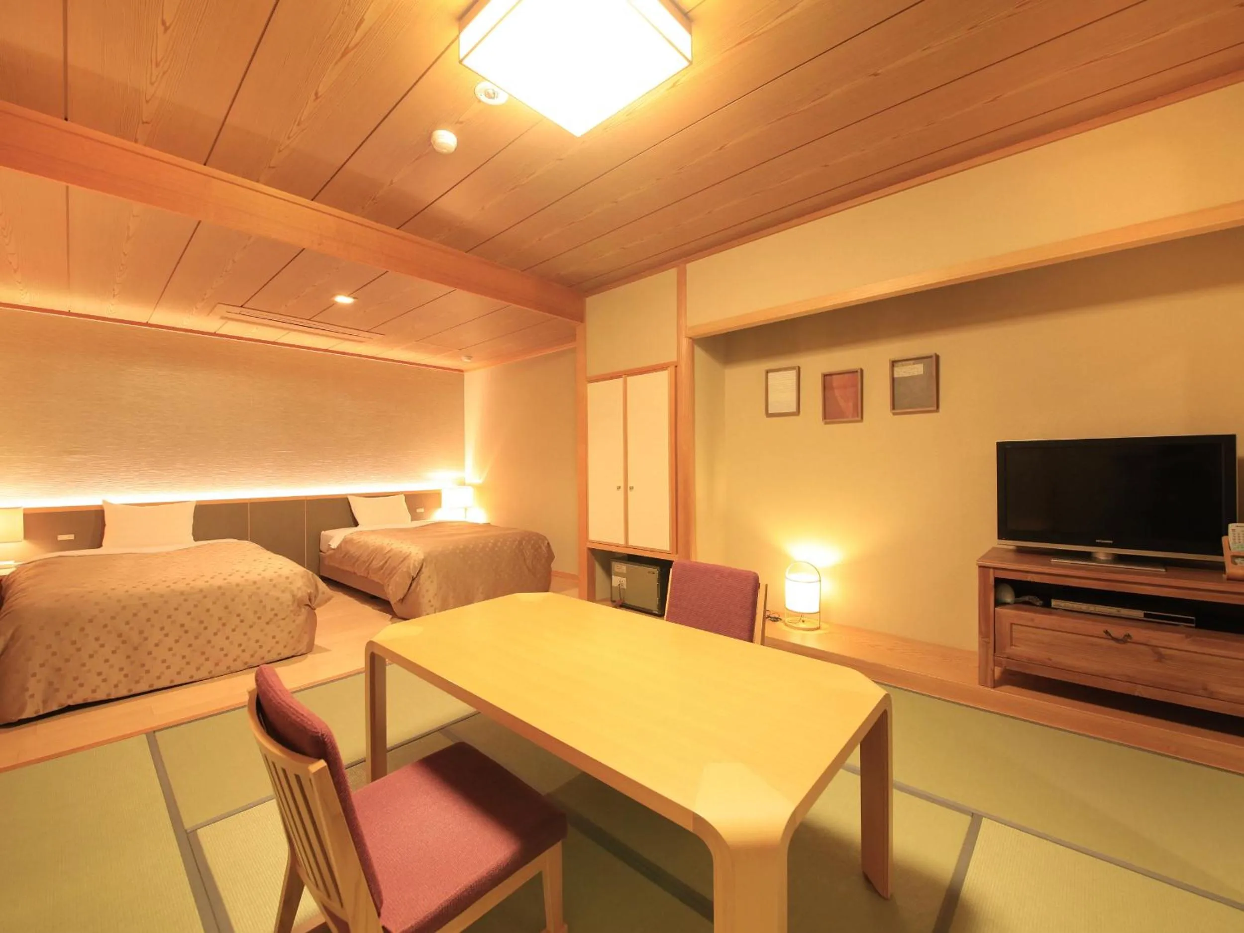 Hot Spring Bath, Bed in Shimoda Central Hotel