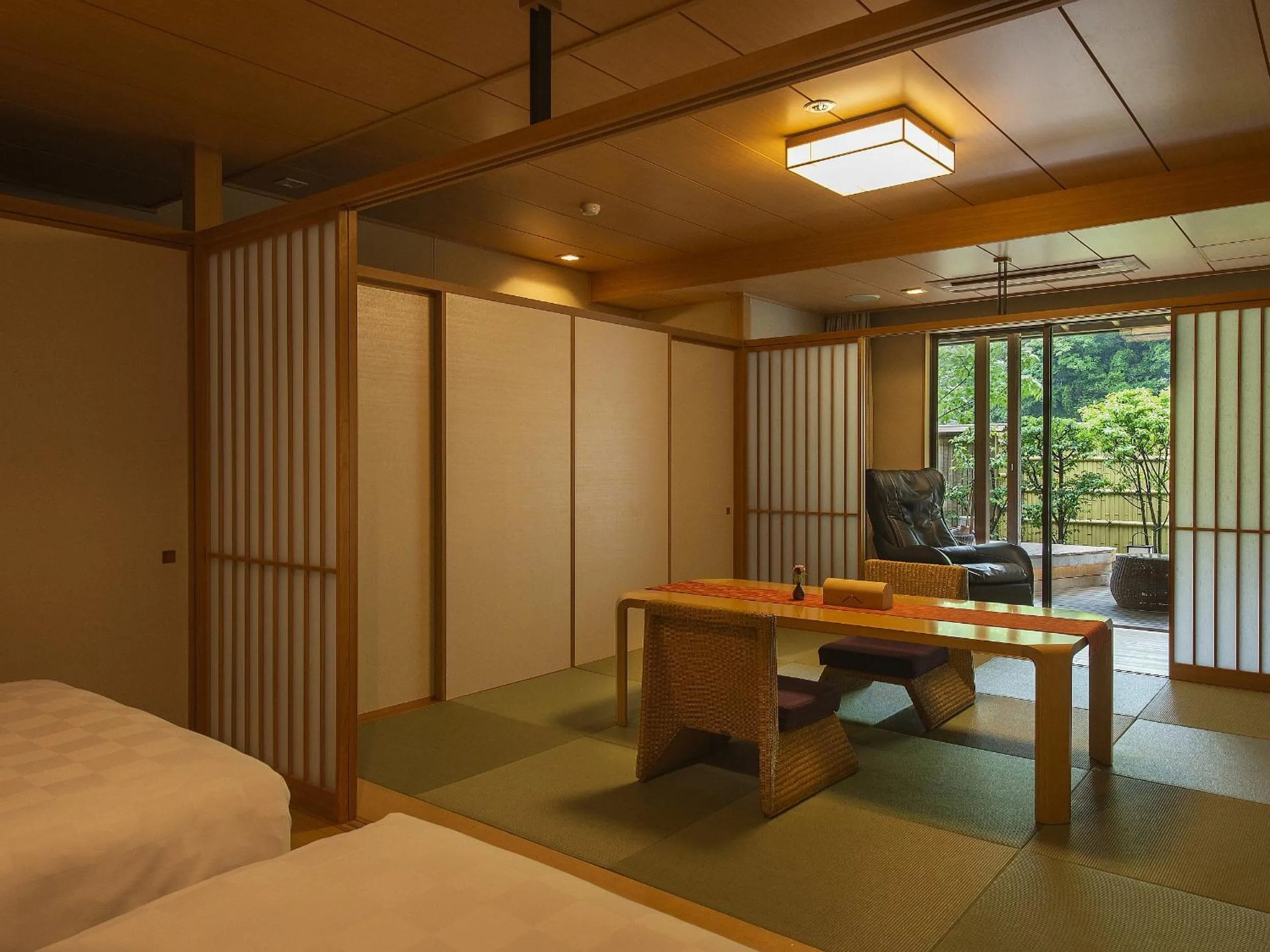 Hot Spring Bath, Bed in Shimoda Central Hotel