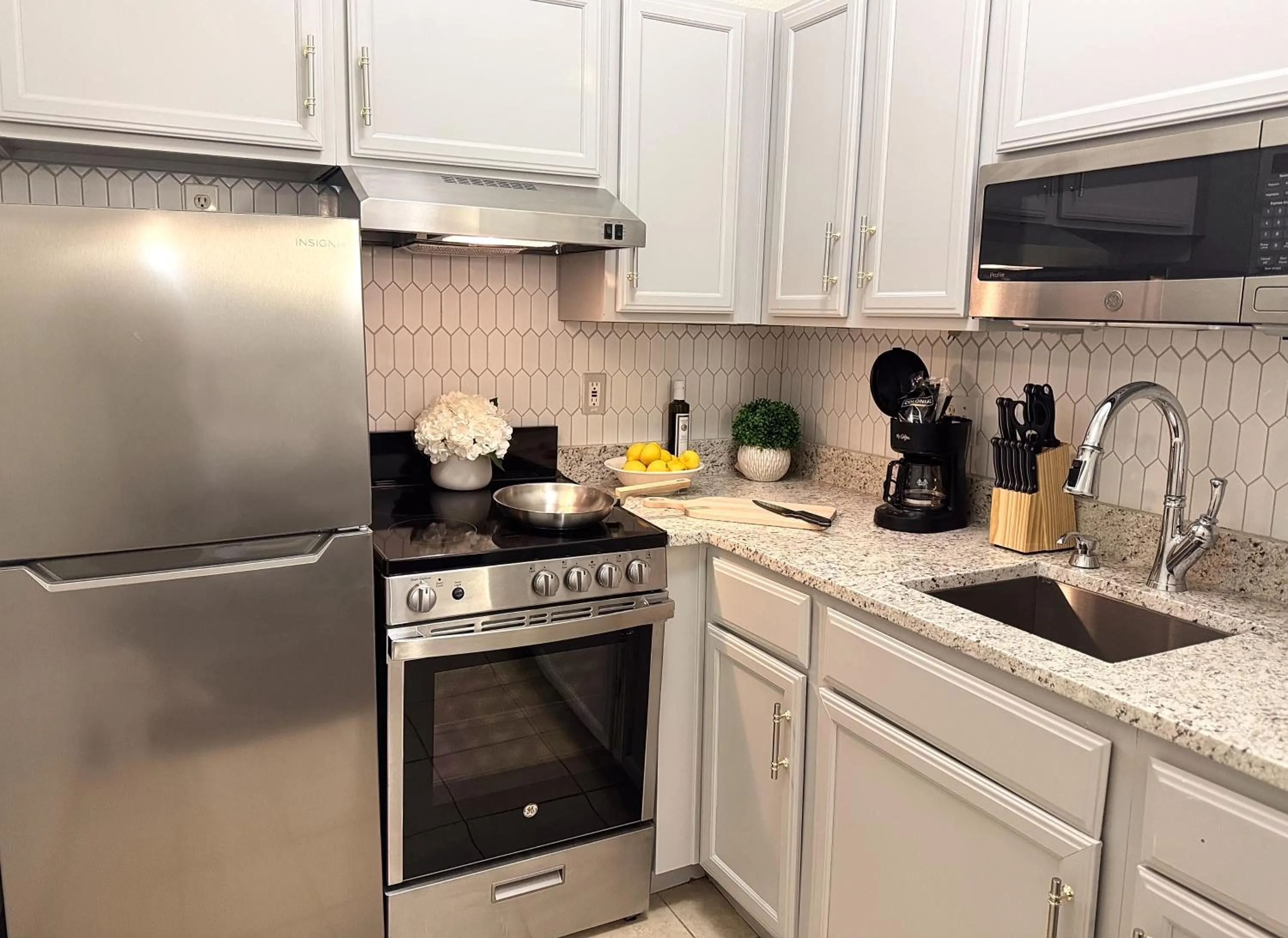 Athens Hotel & Suites