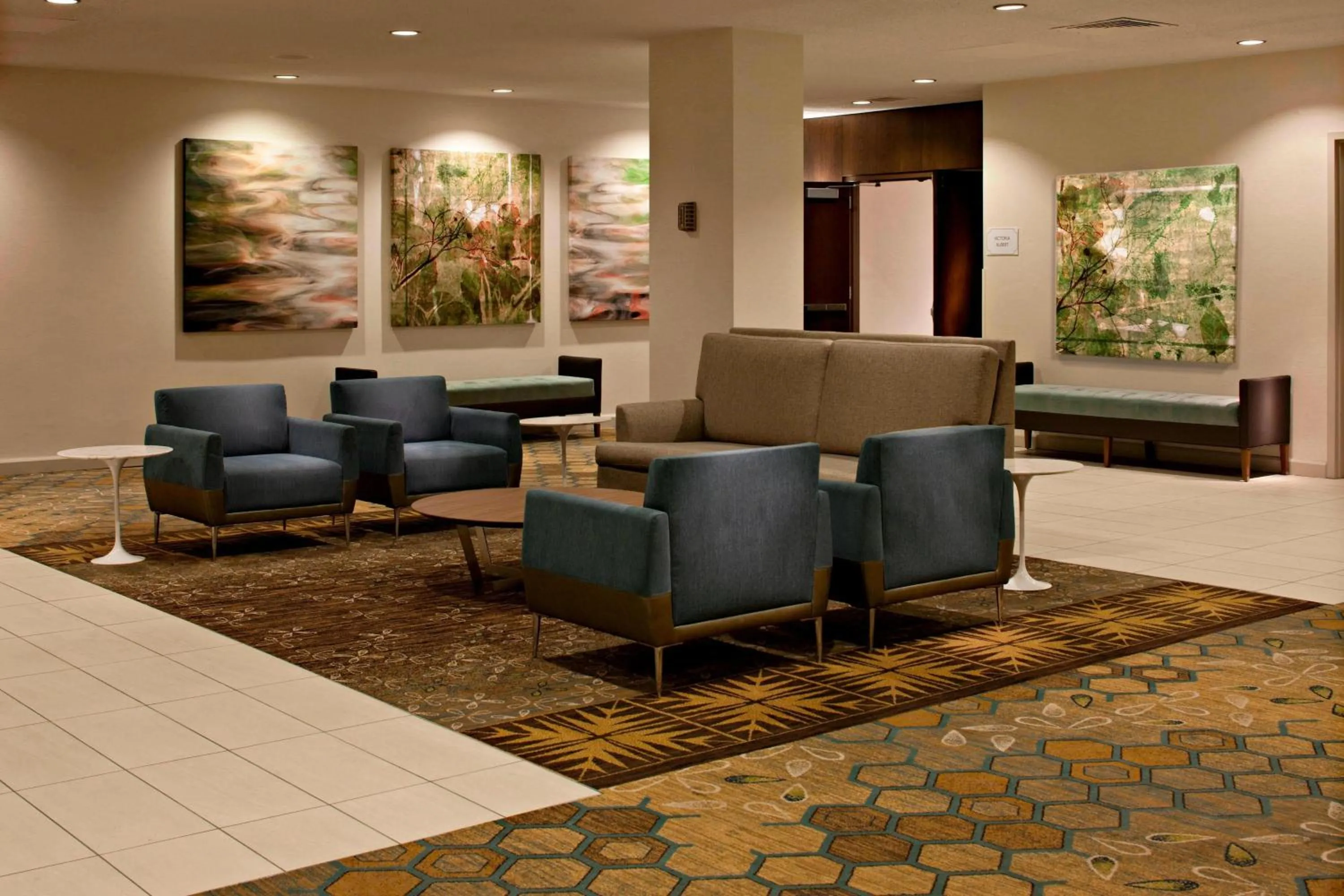 Meeting/conference room in Delta Hotels by Marriott Winnipeg