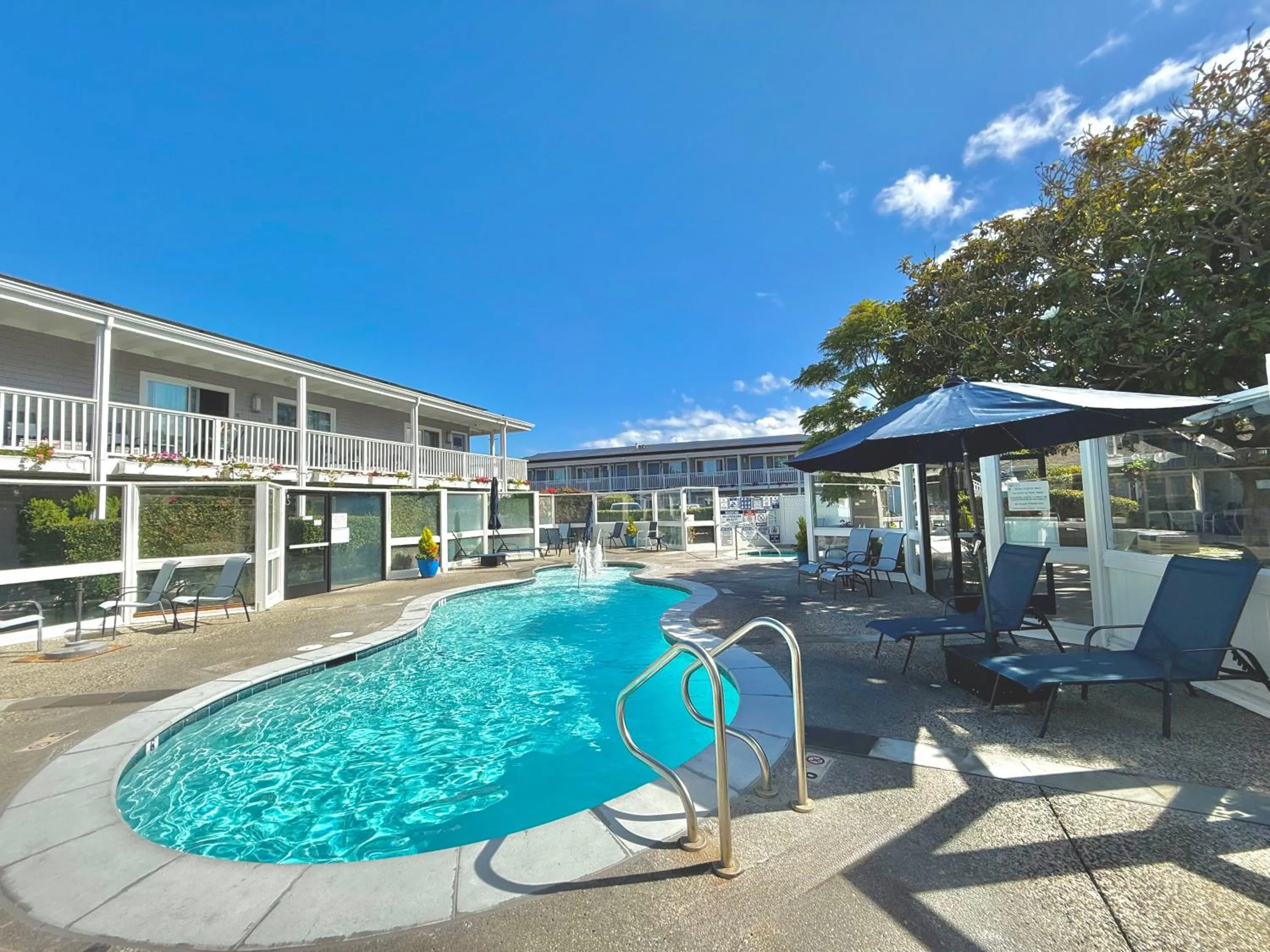 Swimming pool in Monterey Bay Lodge