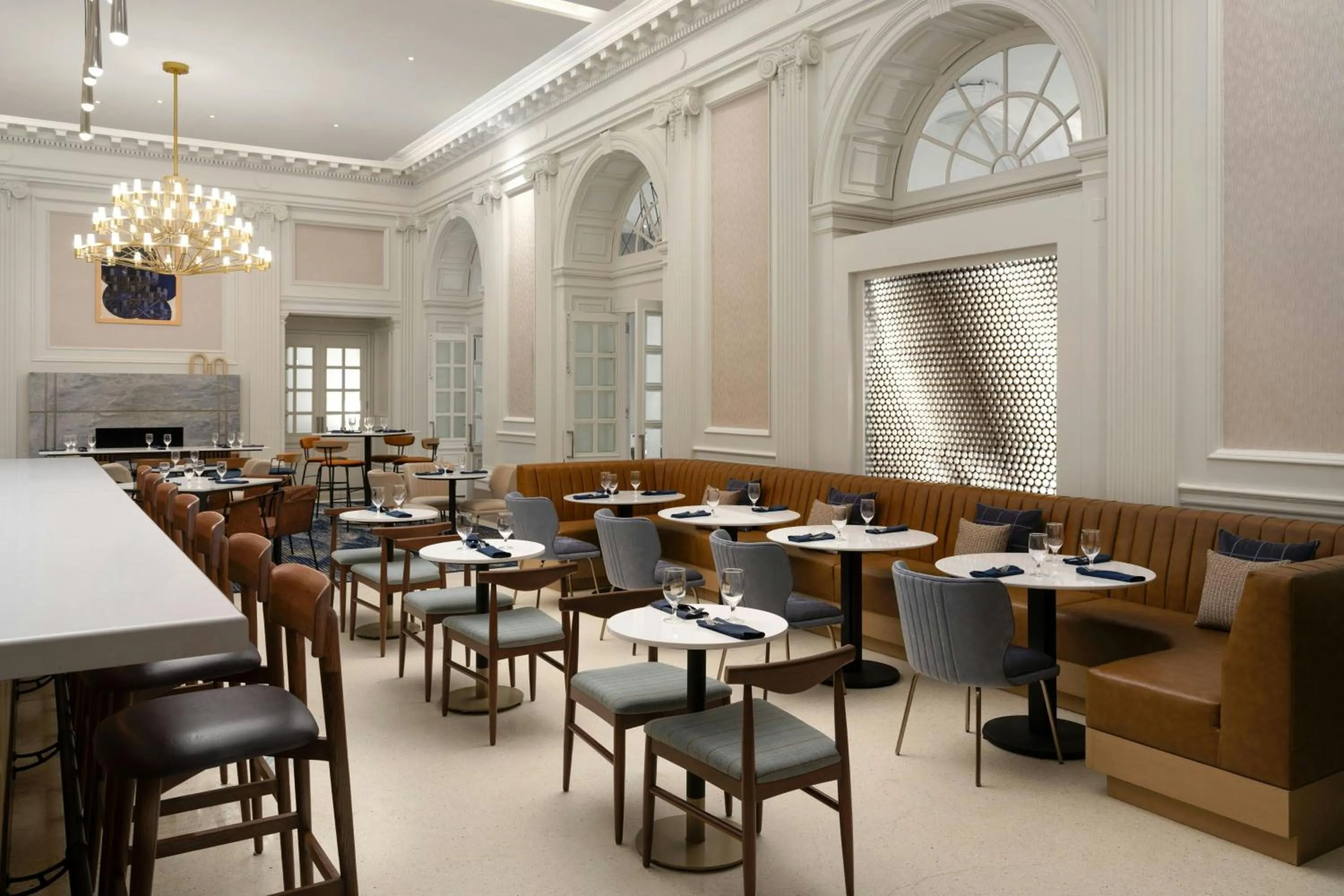 Restaurant/places to eat in Courtyard by Marriott Philadelphia Downtown