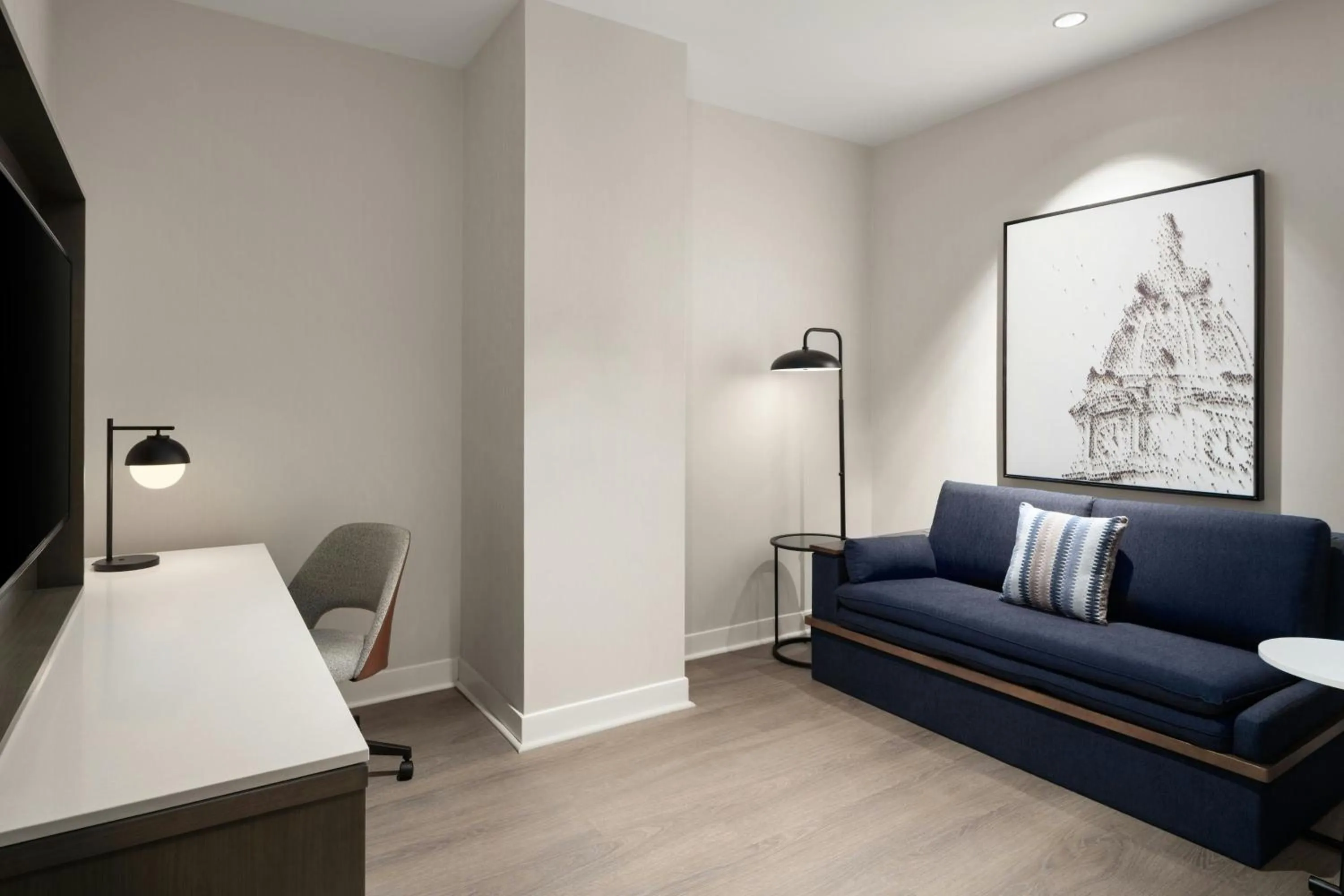 Living room in Courtyard by Marriott Philadelphia Downtown