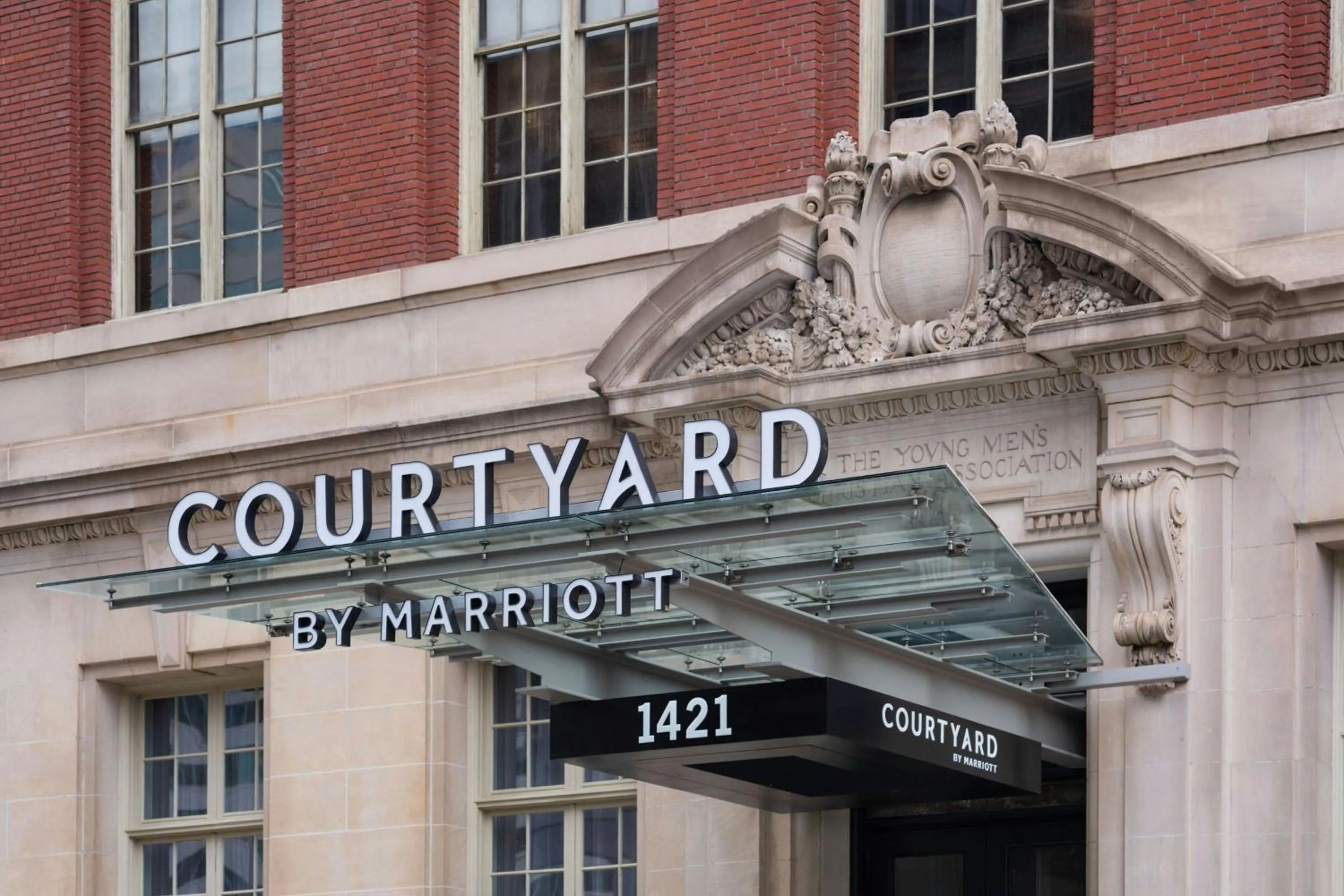 Property building in Courtyard by Marriott Philadelphia Downtown