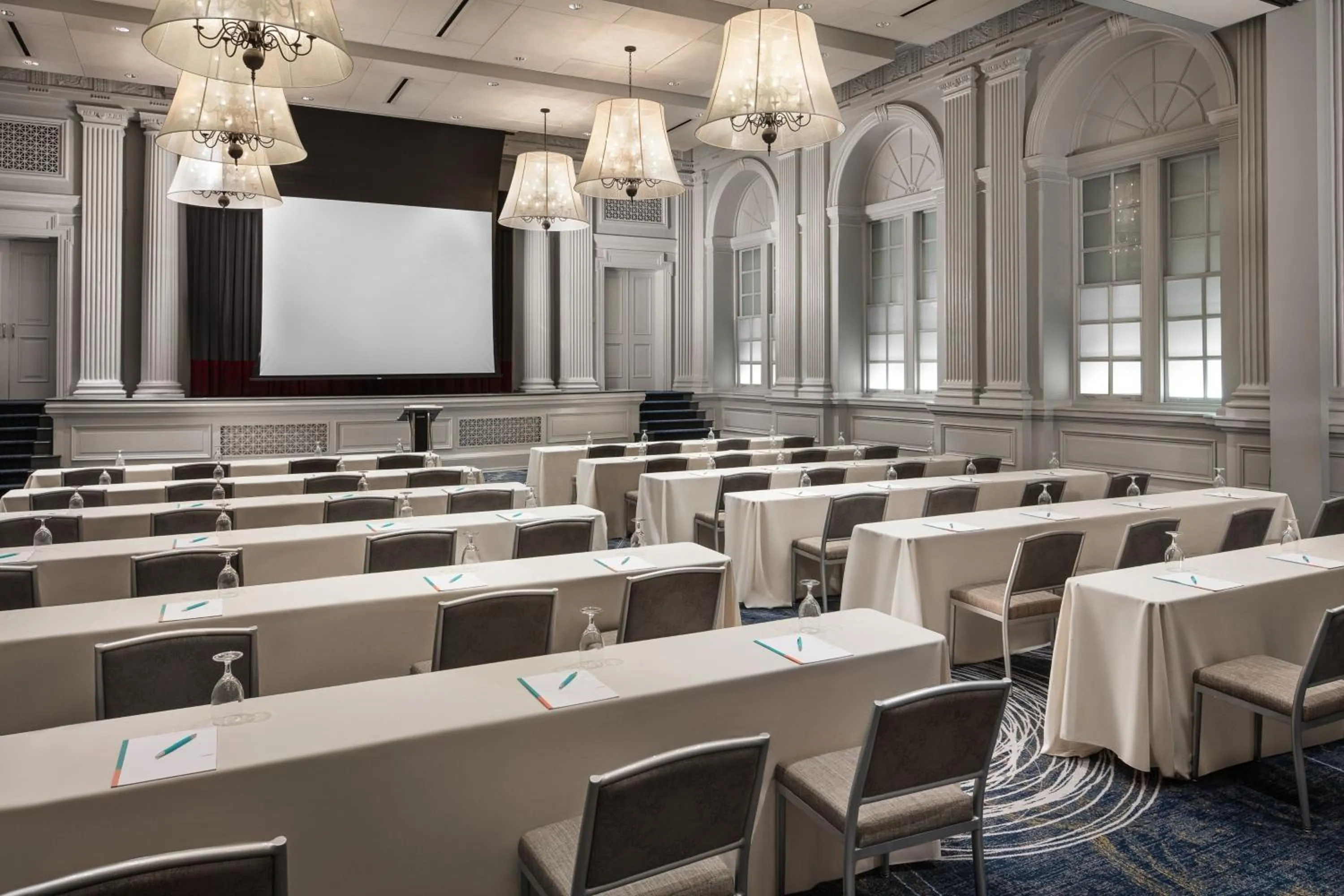 Meeting/conference room in Le Meridien Philadelphia