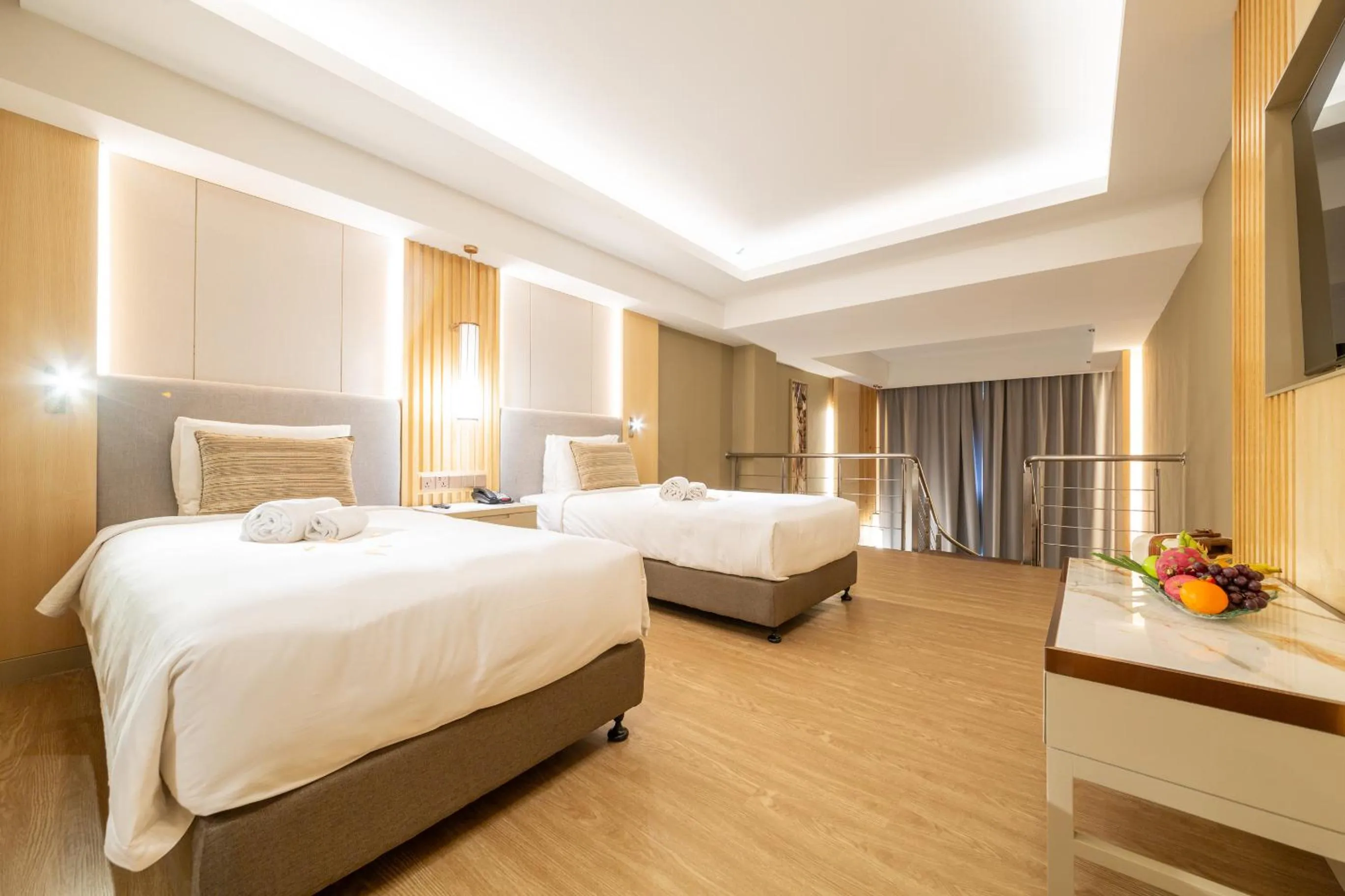 Bed in Glenmarie Hotel and Golf Resort