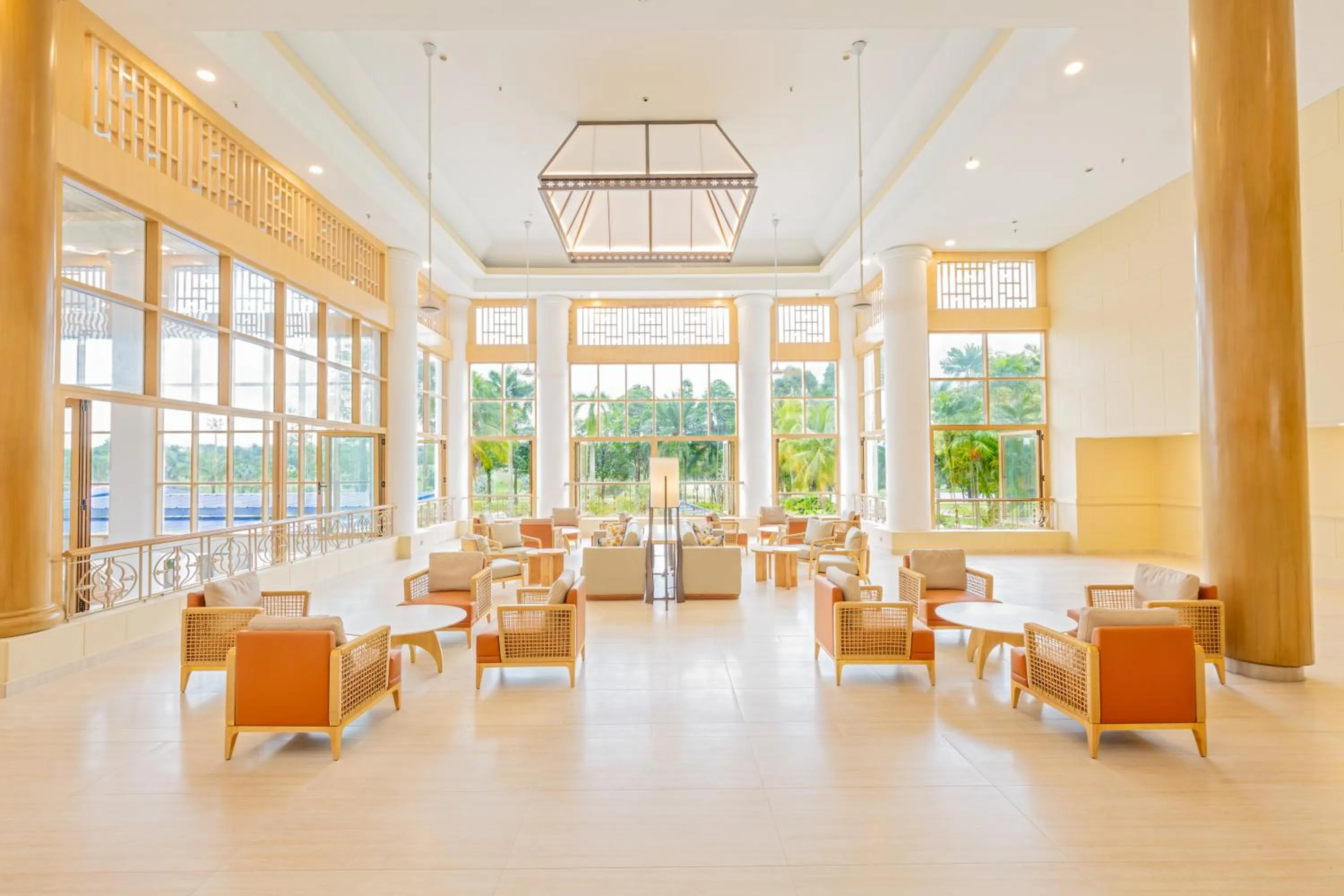 Lobby or reception in Glenmarie Hotel and Golf Resort