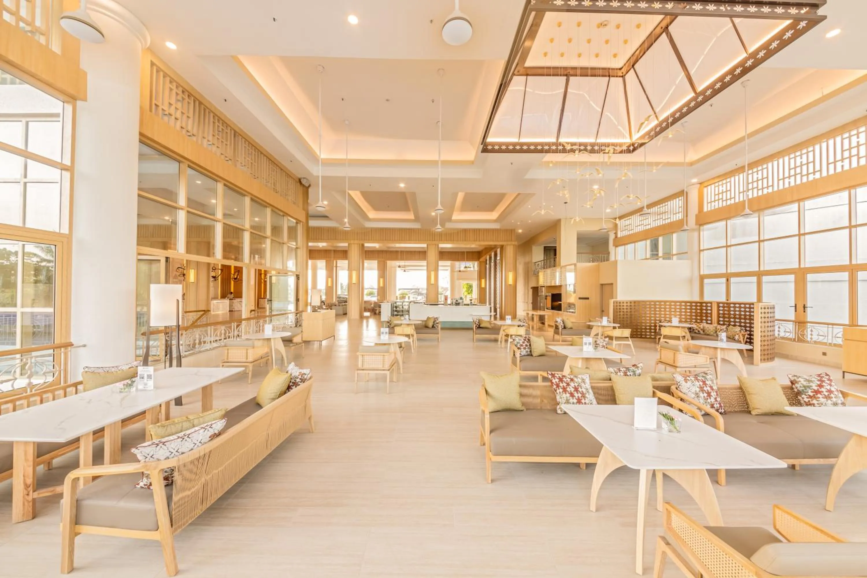 Restaurant/places to eat in Glenmarie Hotel and Golf Resort