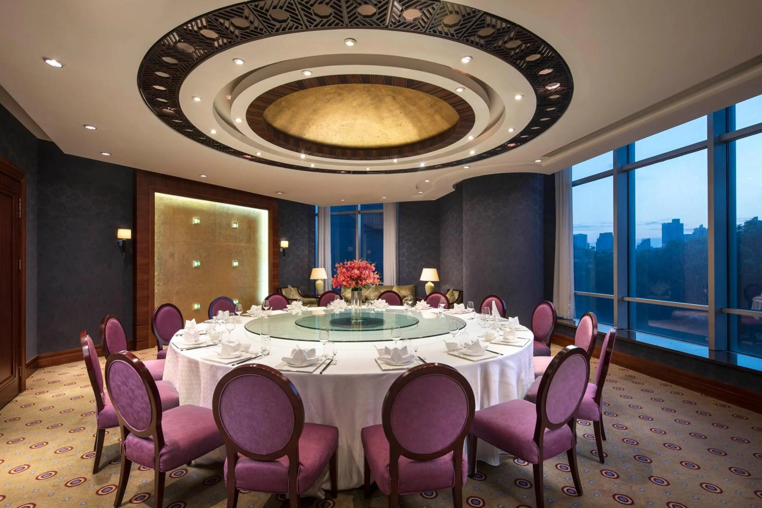 Restaurant/places to eat in Crowne Plaza Wuxi City Center